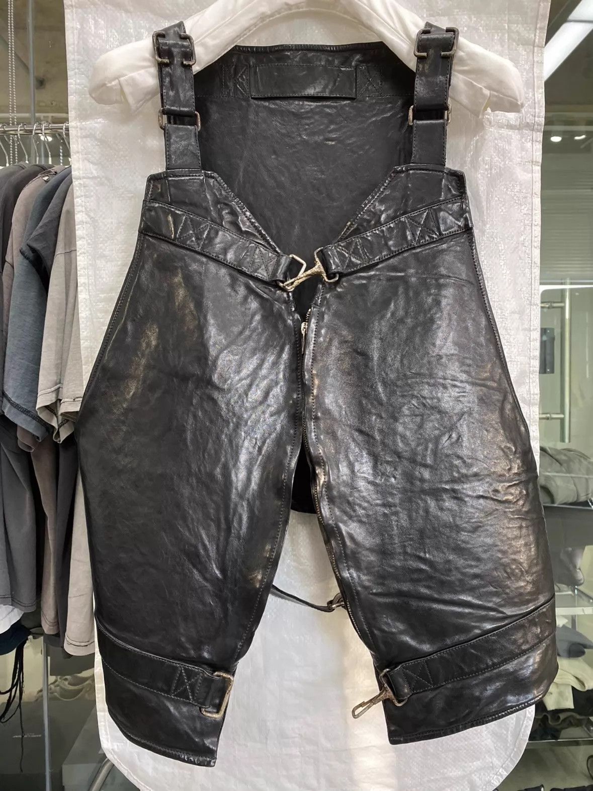 Carol Christian Poell Carol Christian Poell Butcher Vest Black Distressed Size 44 Size US S / EU 44-46 / 1 - 3 Thumbnail
