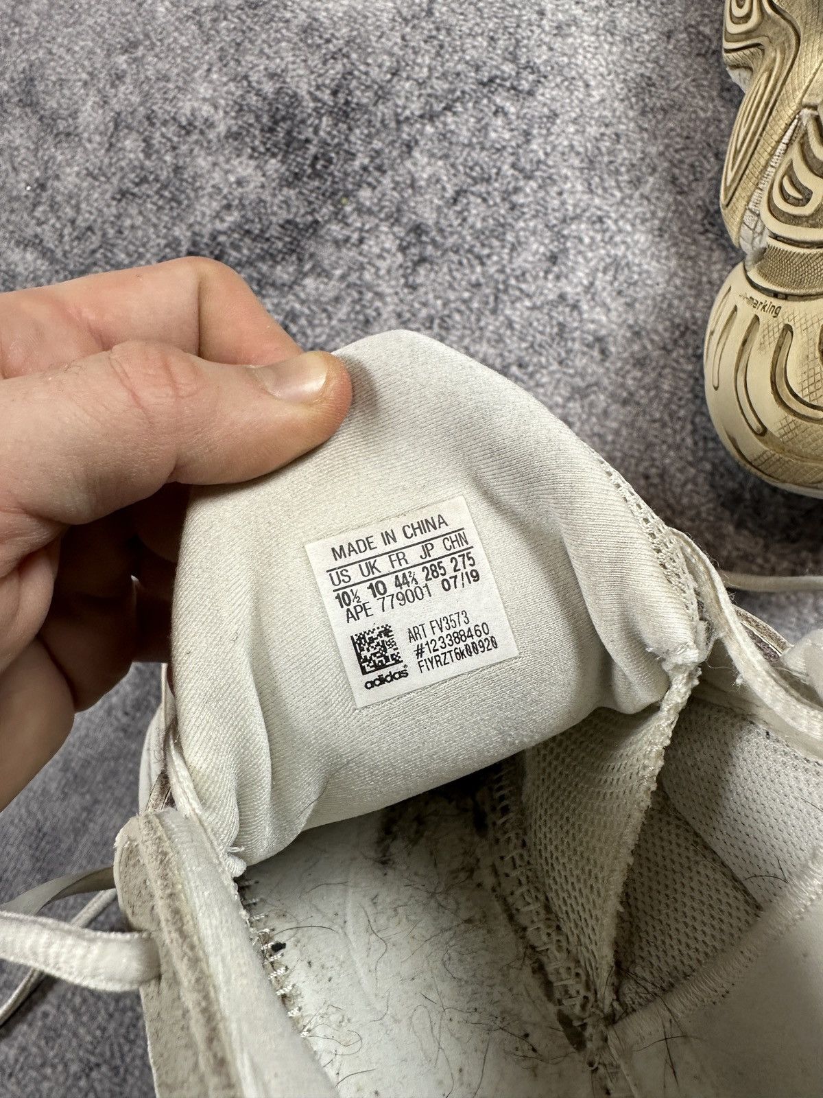 Yeezy Yezzy Adidas 500 Bone White Shoes Streetwear Sneakers 10,5 Size US 10.5 / EU 43-44 - 7 Thumbnail
