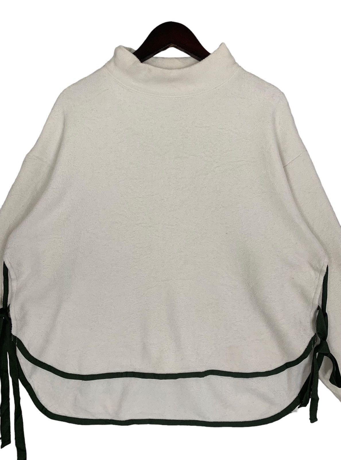 Japanese Brand Uniqlo White Mountaineering Crewneck Fleece Colour White Size US L / EU 52-54 / 3 - 2 Thumbnail