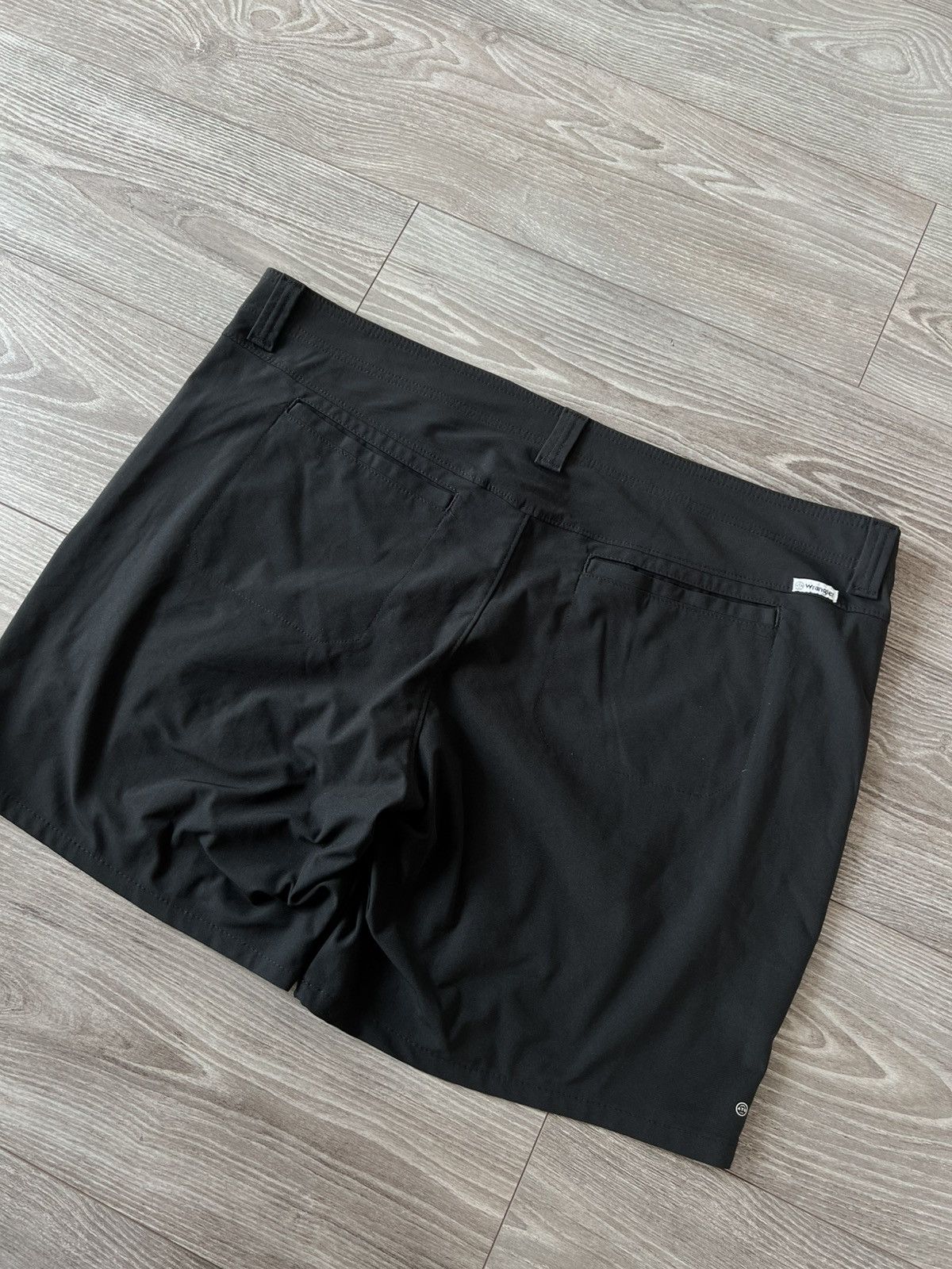 Wrangler ‼️Wrangler All Terrain Gear ATG Gorpcore Shorts‼️ Size US 37 - 16 Thumbnail