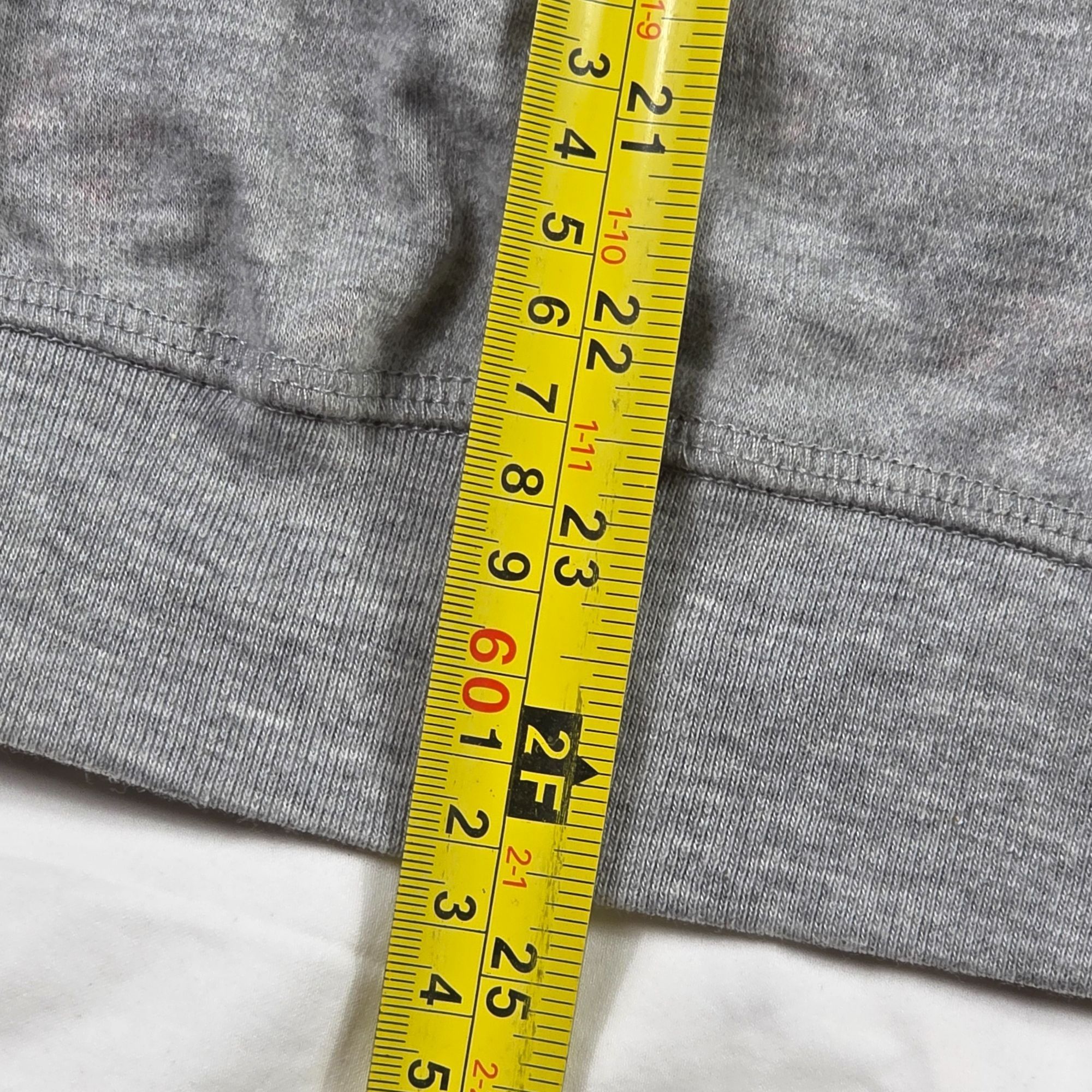 Disney Disney Minnie Mouse Womens Large Gray Hoodie Front Zip Sweat Size L / US 10 / IT 46 - 12 Thumbnail