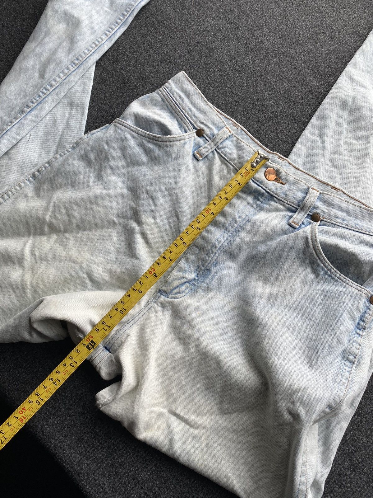 Wrangler 🔥Wrangler Vntg 80s Stone light blue washed distressed jeans Size 28" / US 6 / IT 42 - 10 Thumbnail