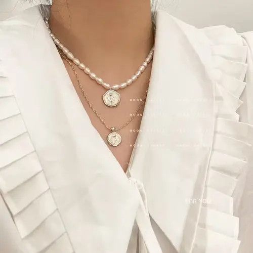 Jewelry Retro Rose Flower Pendant Pearl Chain Necklace Size ONE SIZE - 3 Thumbnail