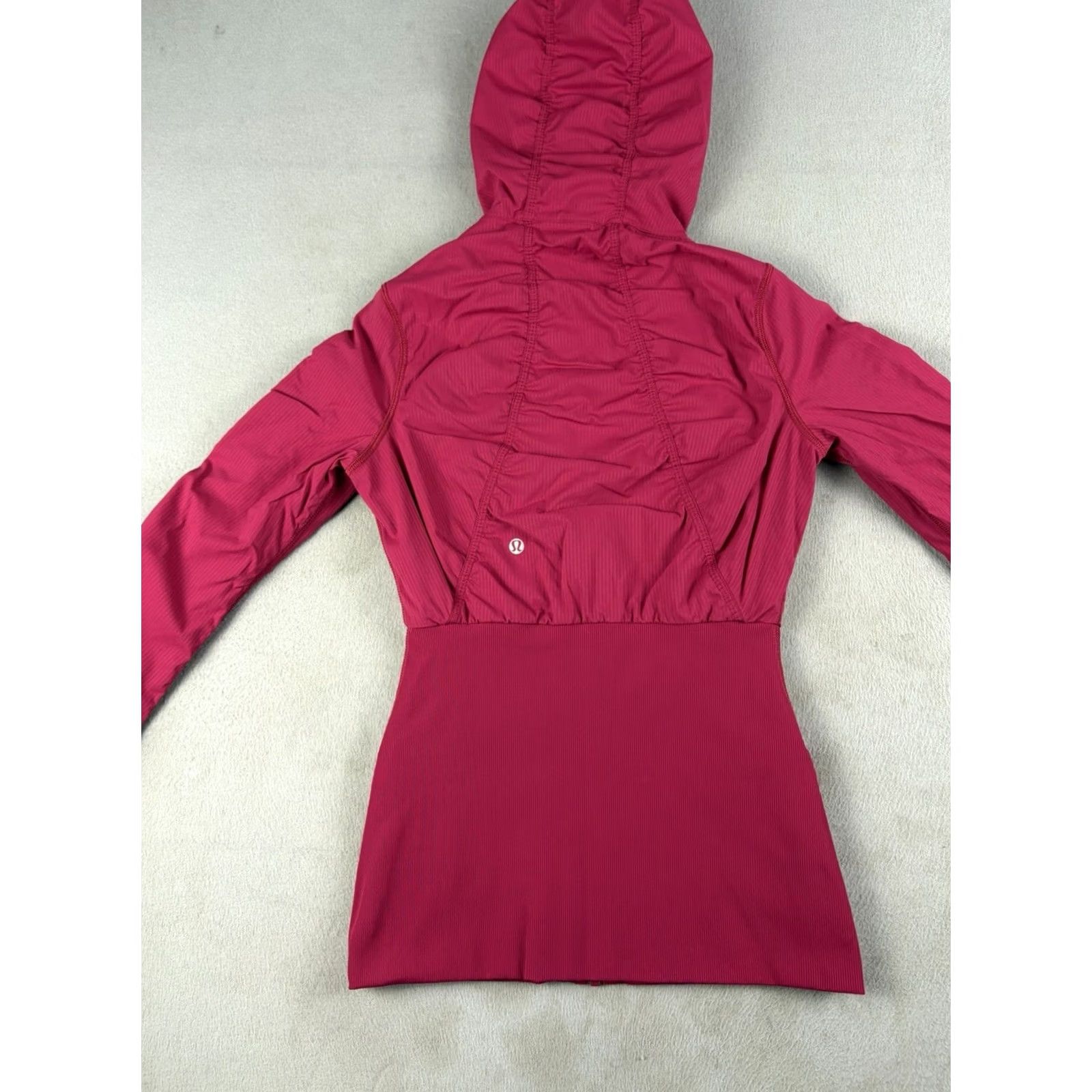Lululemon Lululemon Dance Studio Jacket Hoodie Reversible Women’s Small Pink Full Zip Jacket Track Size S / US 4 / IT 40 - 3 Thumbnail