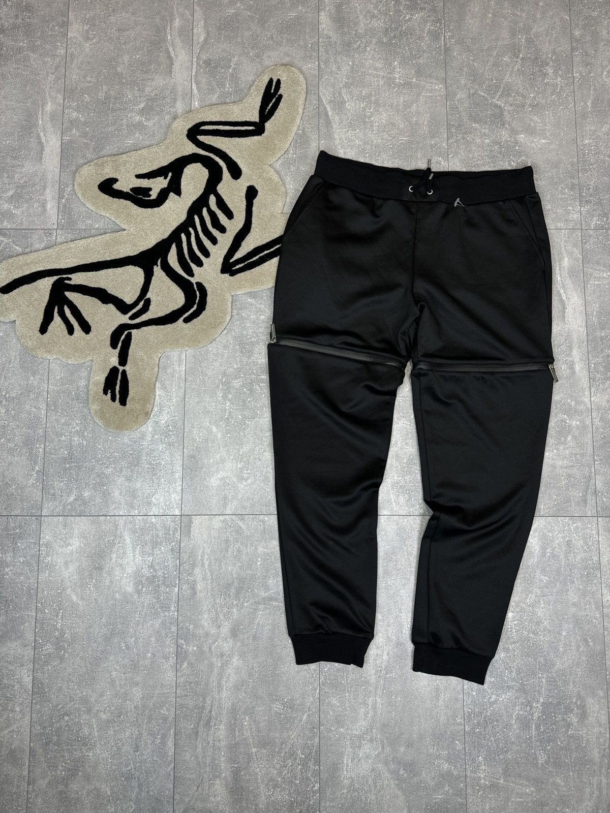 Versace Mens Versace jeans cargo pants avant garde multipocket black Size US 36 / EU 52 - 1 Thumbnail