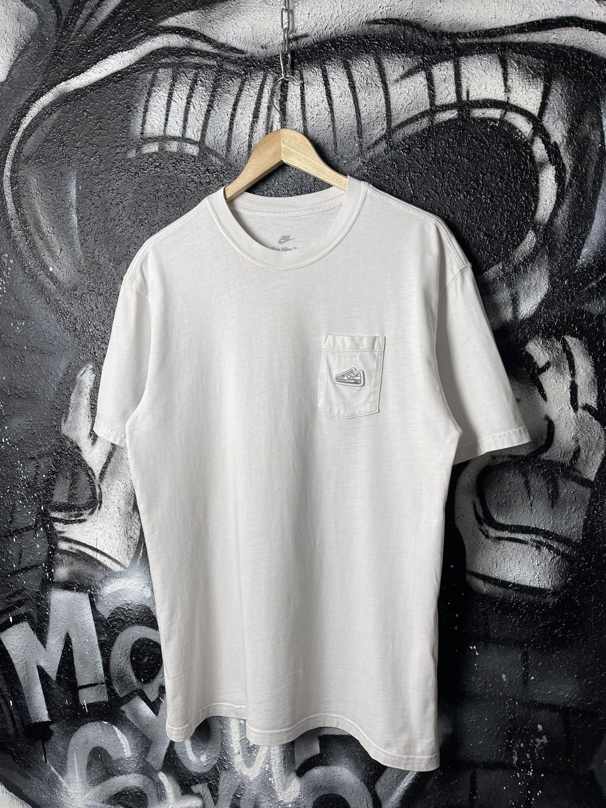 Nike Nike Air Force Pocket T-Shirt Loose Fit Men’s Size S Size US S / EU 44-46 / 1 - 1 Thumbnail