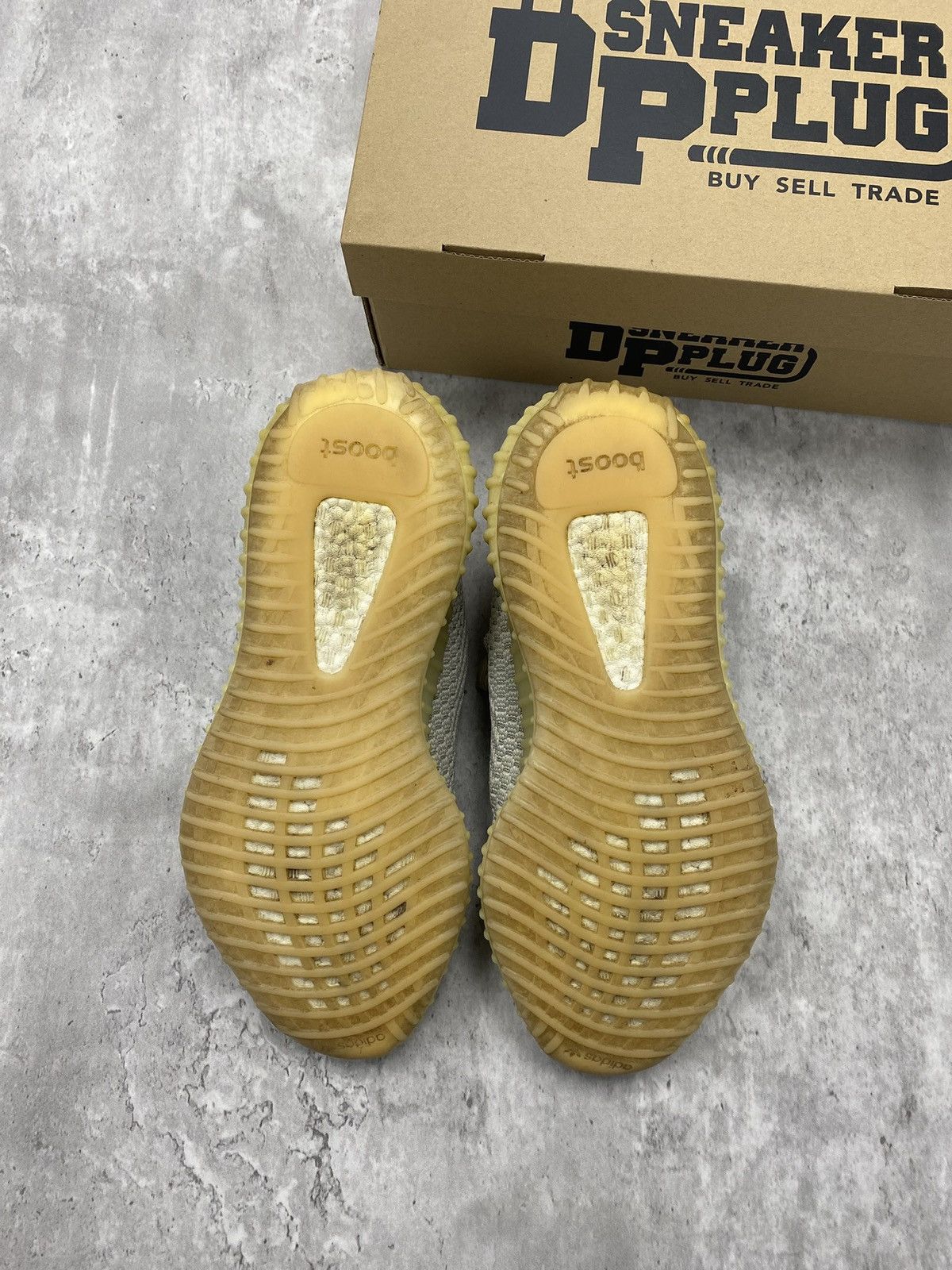 Yeezy Size 9.5M - adidas Yeezy Boost 350 V2 “Lundmark” Size US 9.5 / EU 42-43 - 4 Thumbnail