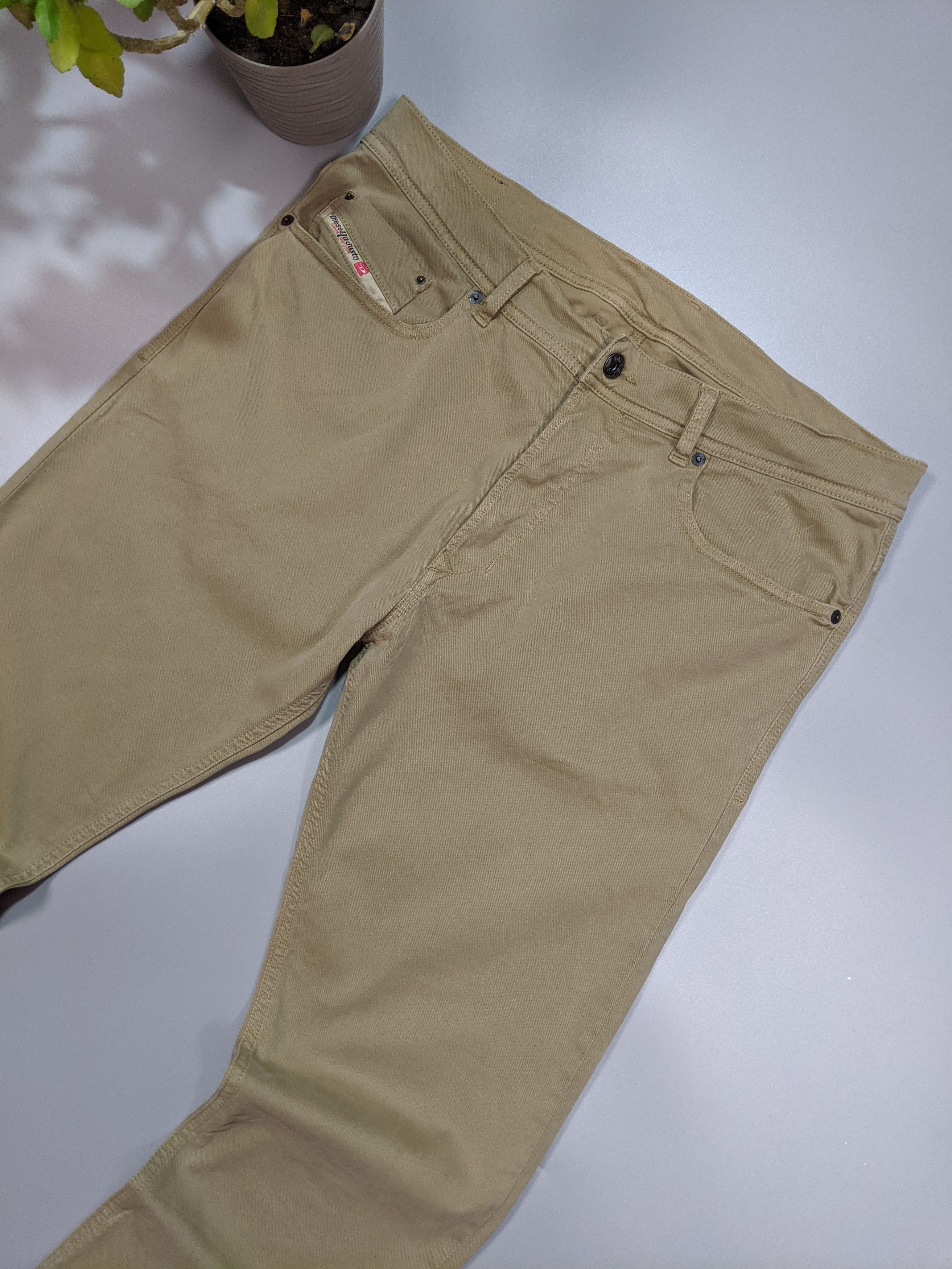 Diesel × Vintage VIntage DIESEL Mens Biege Pants W33 L33 Made in Italy Size US 33 - 2 Thumbnail
