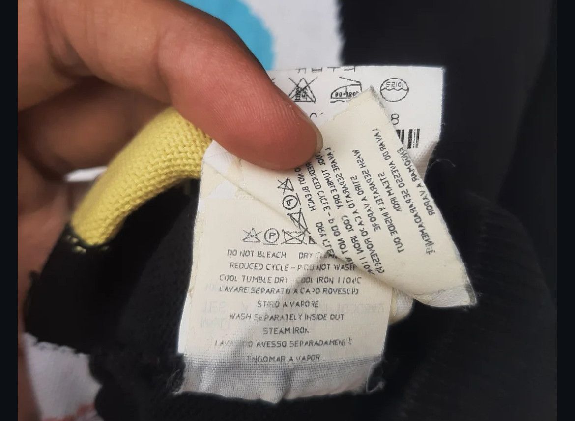 Moschino 2000s Moschino Knitwear Size US XS / EU 42 / 0 - 5 Thumbnail