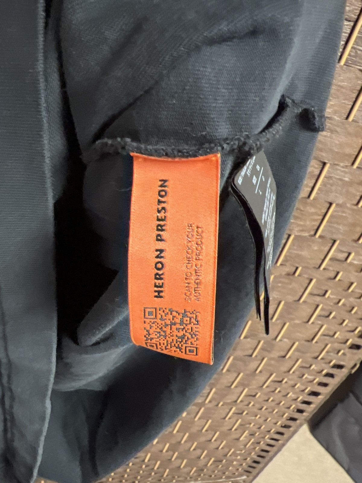 Heron Preston Heron Preston Essential Black T-shirt Size US L / EU 52-54 / 3 - 3 Thumbnail