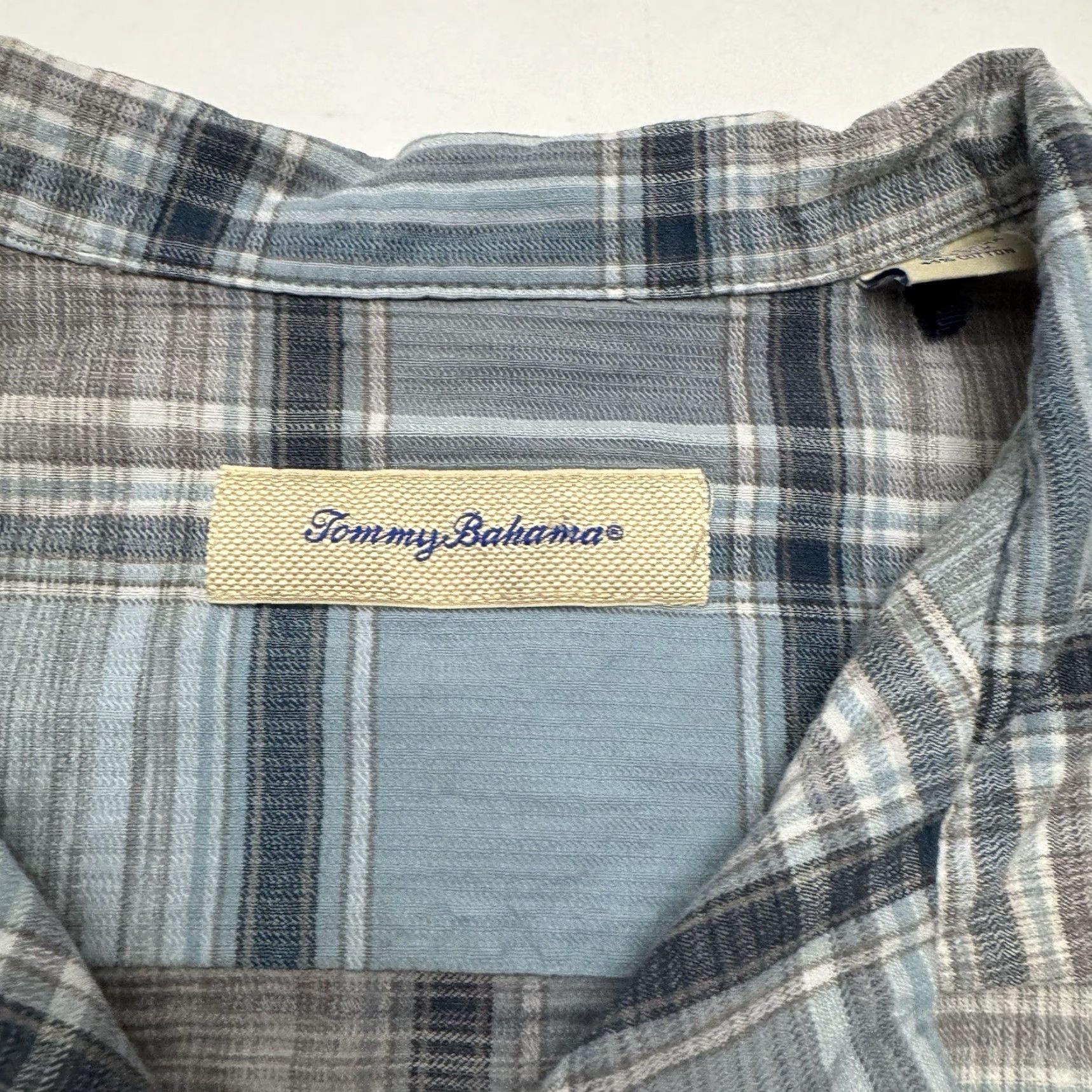 Tommy Bahama VINTAGE Tommy Bahama Mens L Silk Blend Blue Plaid Hawaiian Casual Button Up Shirt - Short Sleeve, Collared, 1 Day Handling, Bahamas, Relaxed Fit, Men Size US L / EU 52-54 / 3 - 2 Thumbnail
