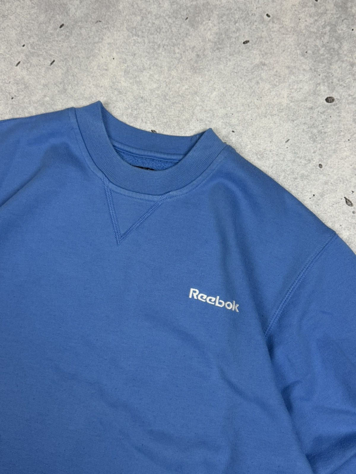 Reebok Vintage Reebok Women’s Spell Out Baby Blue Sweatshirt Size L / US 10 / IT 46 - 4 Thumbnail