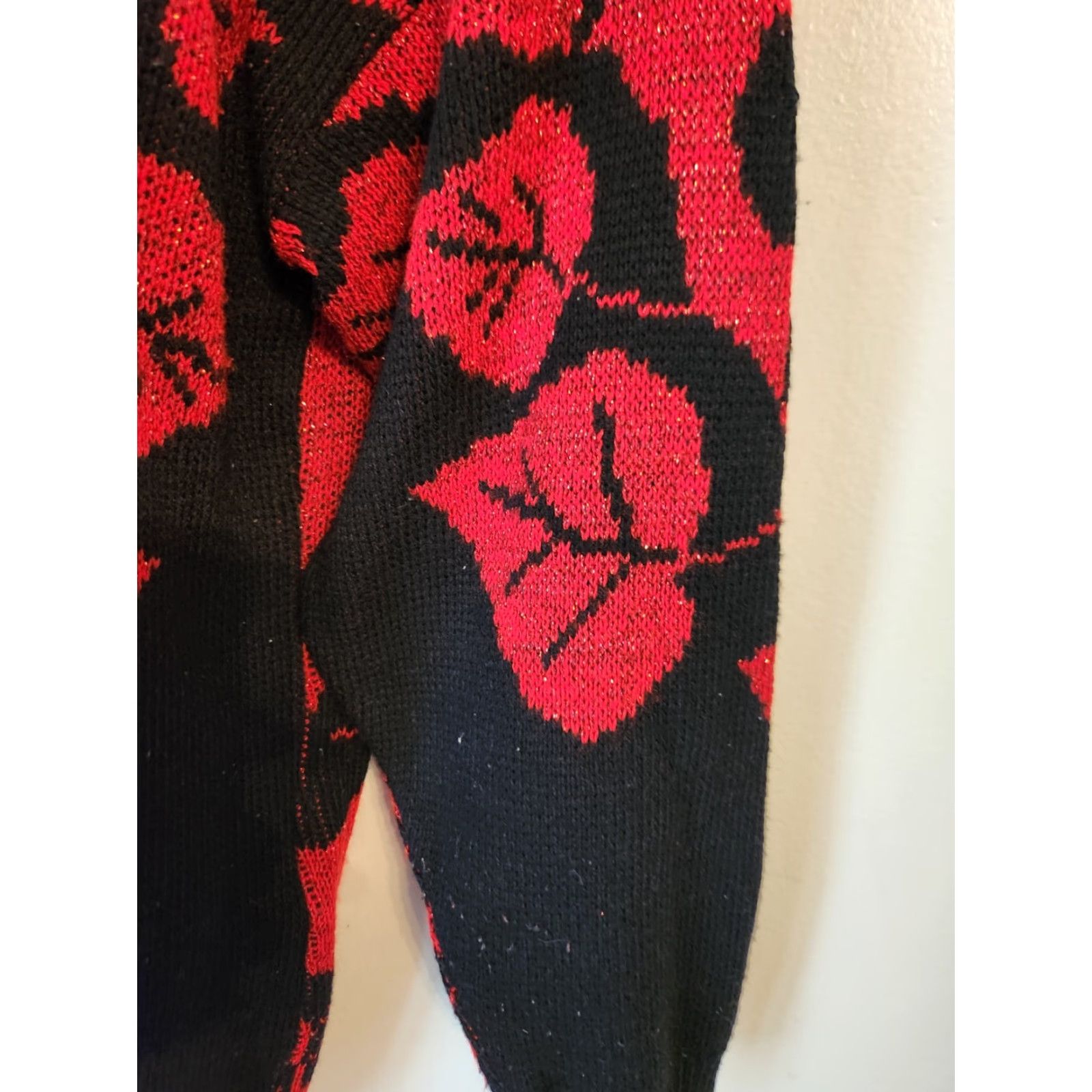 Vintage VINTAGE Arielle Gothic Sweater Shirt XL Black Red Leaf Print 1980s Womens Size XL / US 12-14 / IT 48-50 - 3 Thumbnail