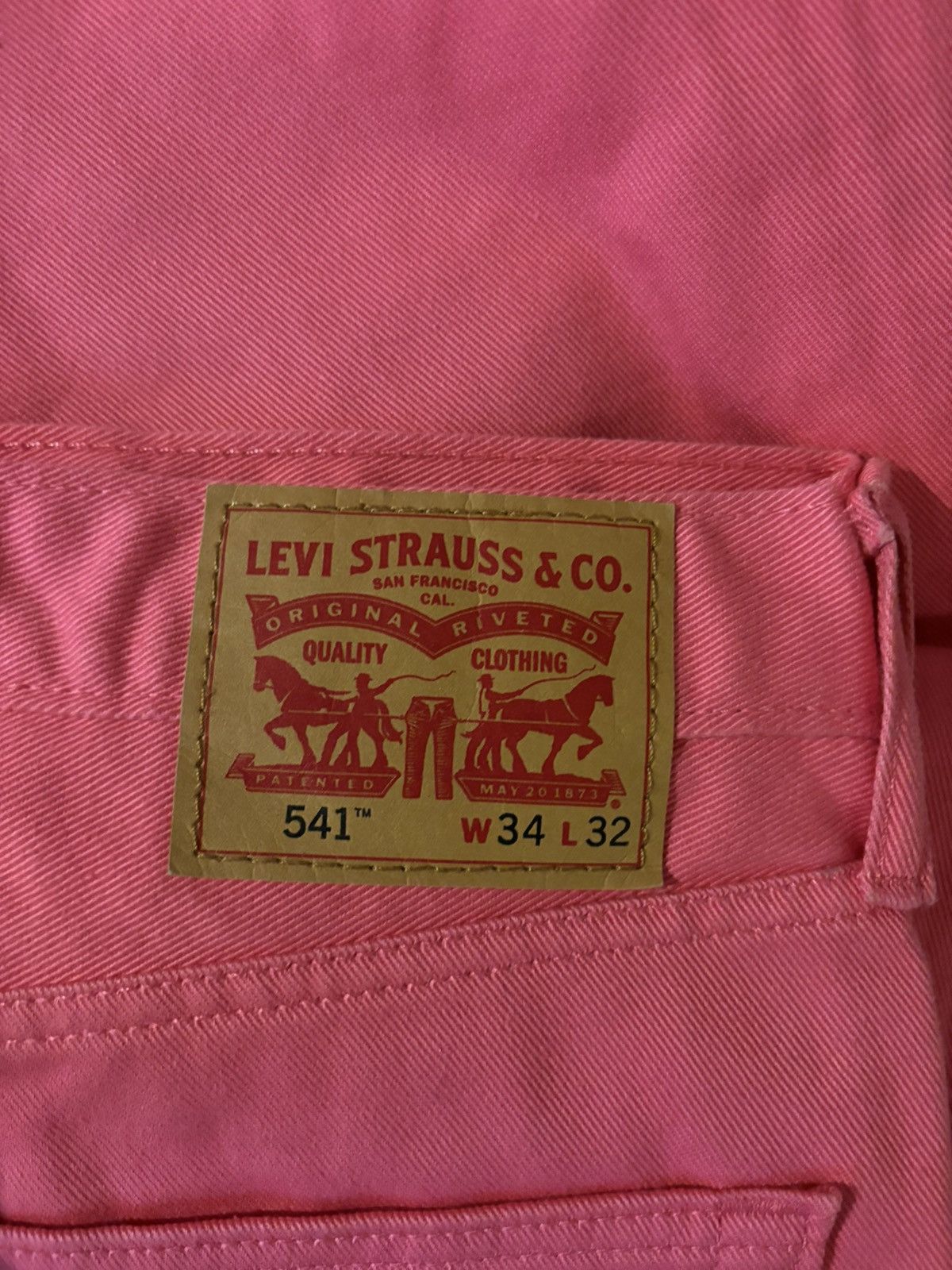 Levi's Levi’s hot pink 541 denim jeans 34 X 32 brand new Size US 34 / EU 50 - 4 Thumbnail