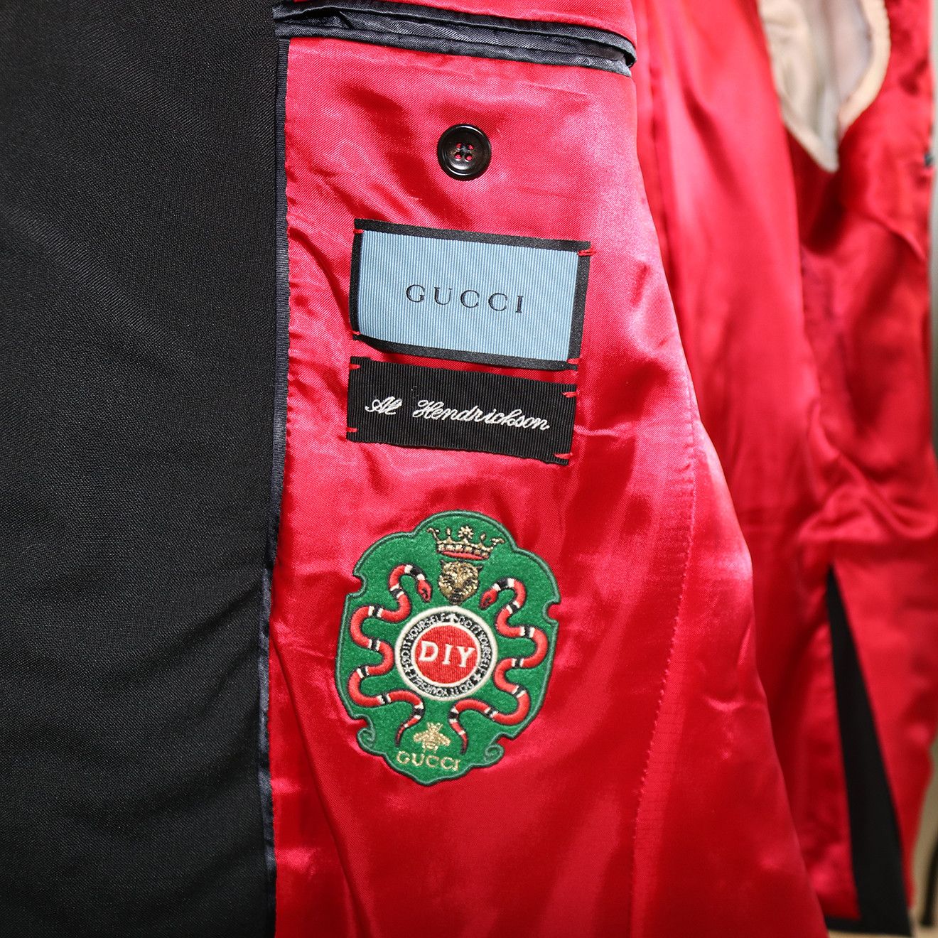 Gucci Gucci Black Jeweled Cobra Embroidered Mohair-Wool Suit Set Size 48R - 11 Thumbnail