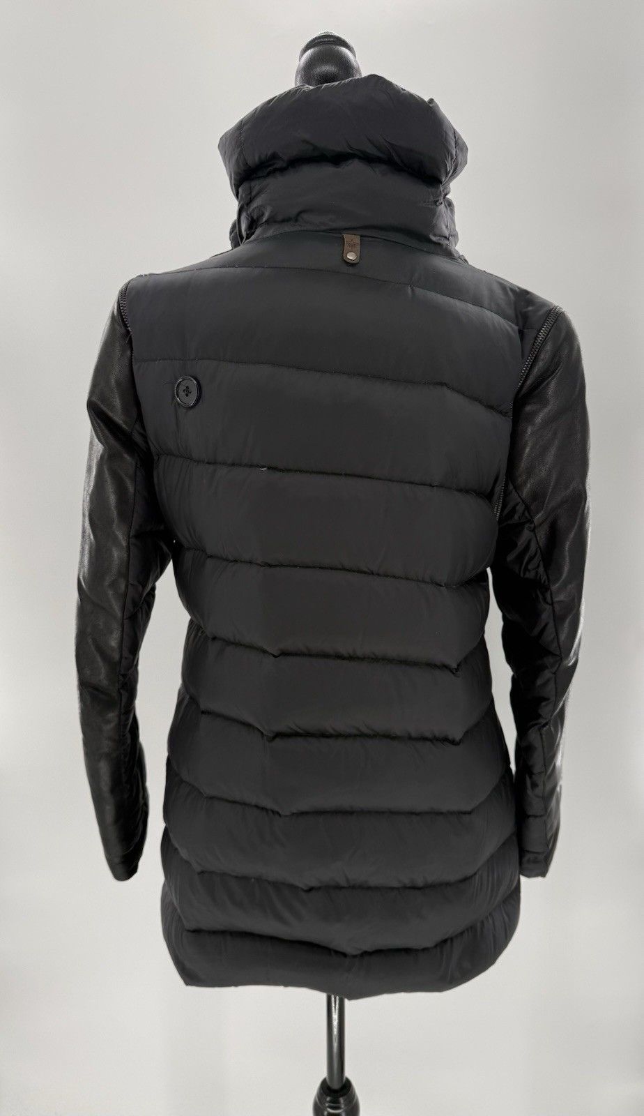 Mackage Womens Mackage Black Asymmetrical Zip Down Puffer Jacket Med Size M / US 6-8 / IT 42-44 - 5 Thumbnail