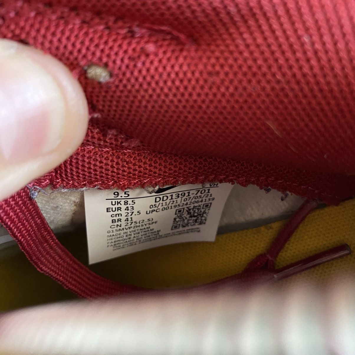 Nike Nike Dunk Low “USC” Size US 9.5 / EU 42-43 - 6 Thumbnail