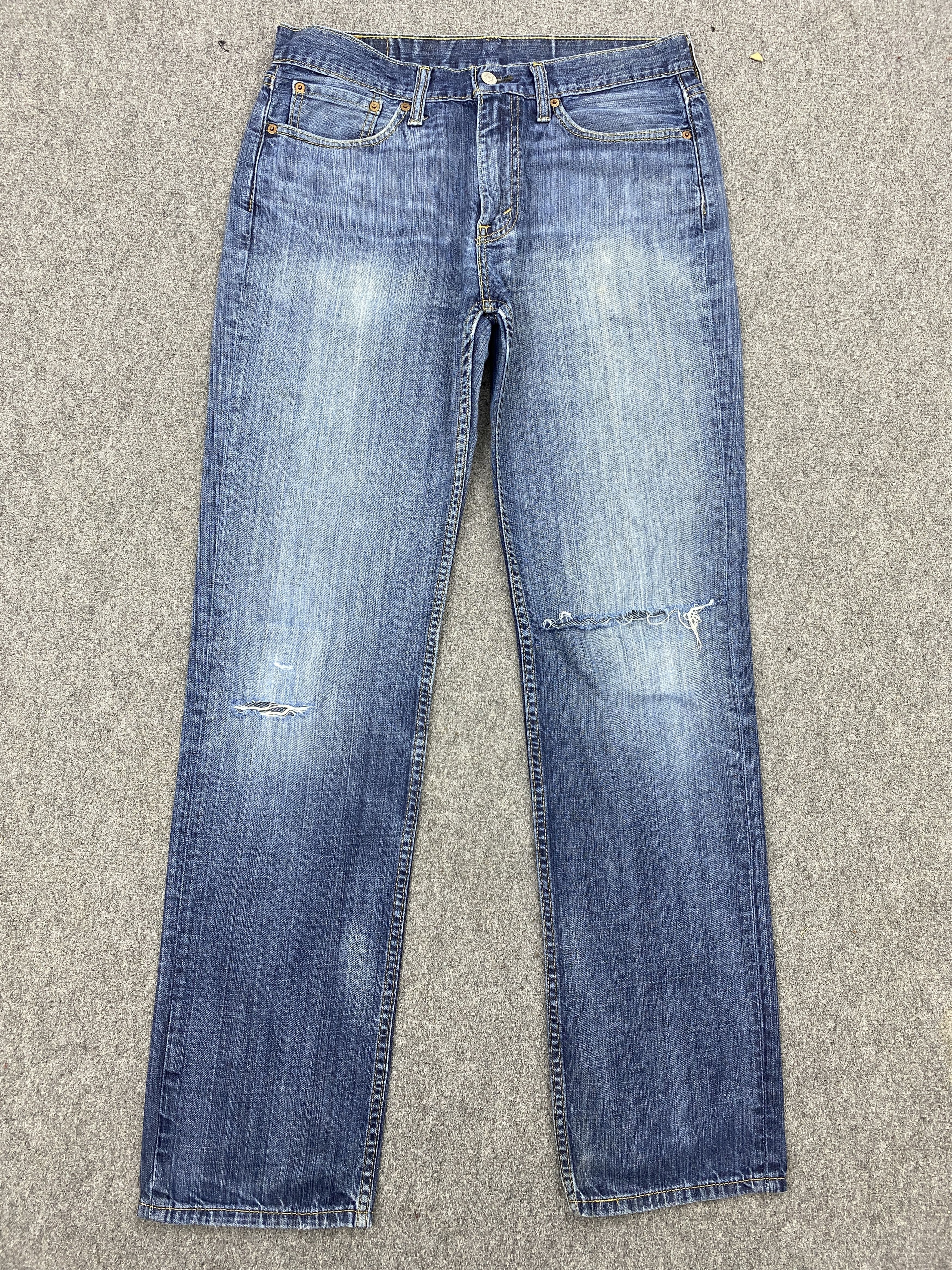 Levi's Vintage Levis 505 Faded Blue Denim Jeans DP2336 Size US 31 - 1 Thumbnail