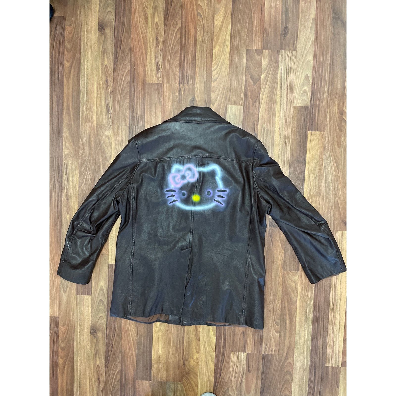 Vintage Y2K Brown Leather Hello Kitty Graf Jacket 46 Size US L / EU 52-54 / 3 - 3 Thumbnail