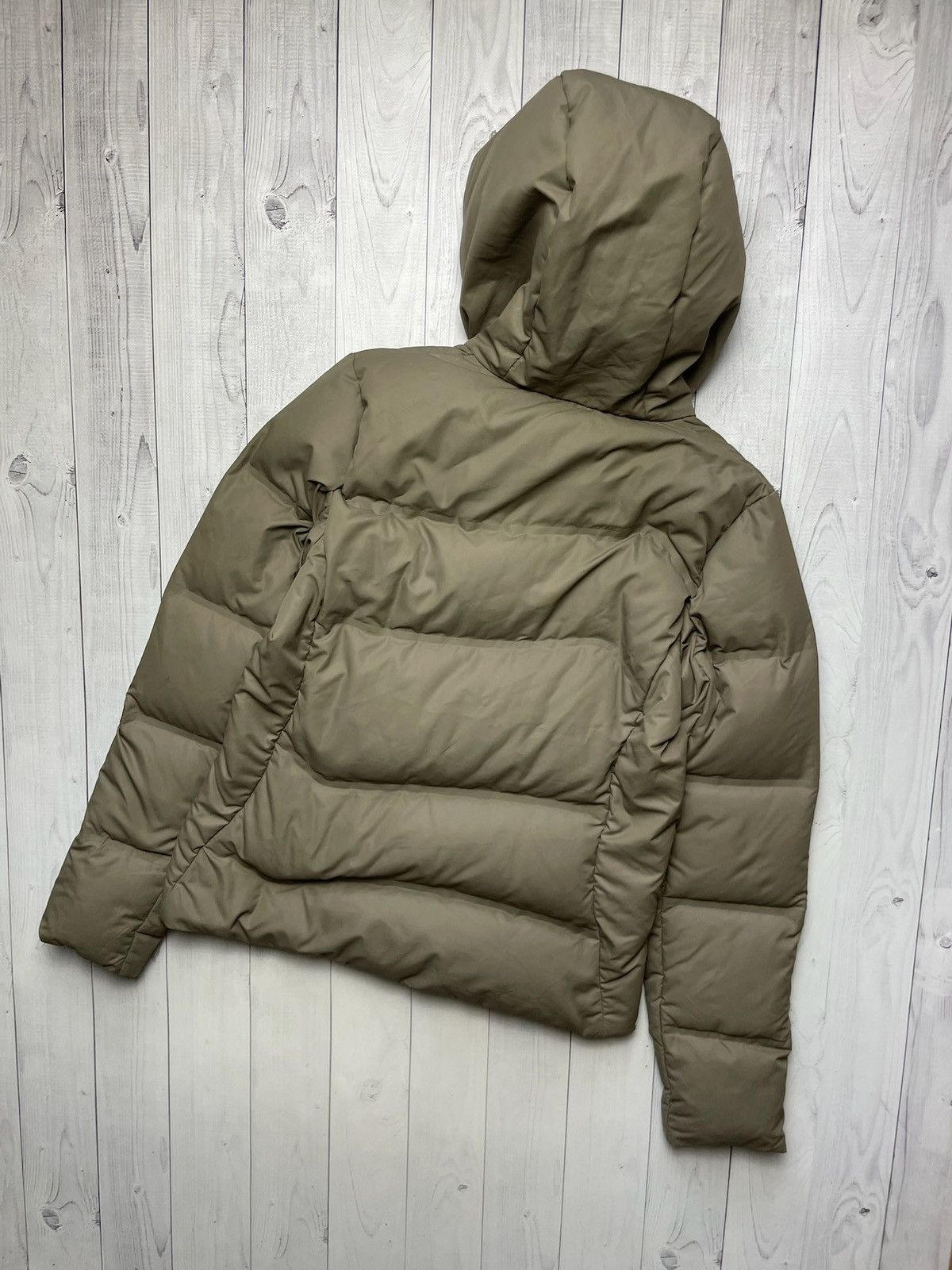 Nike × Nike ACG × Vintage Vintage Nike ACG Down jacket size S women’s rare gold Size S / US 4 / IT 40 - 9 Thumbnail