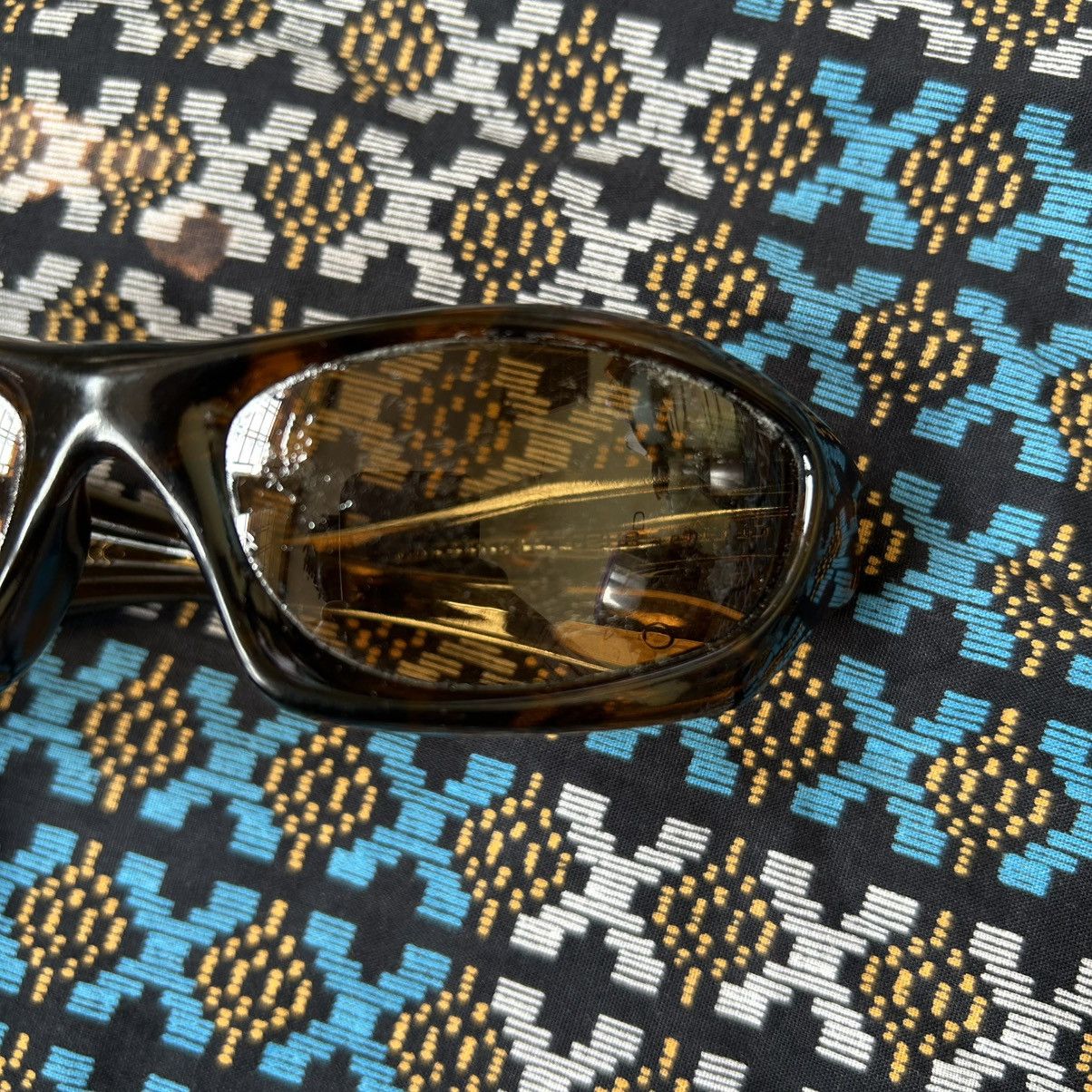 Oakley Oakley Monster Dog Sunglasses Tortoise Brown (2003) Size ONE SIZE - 5 Thumbnail