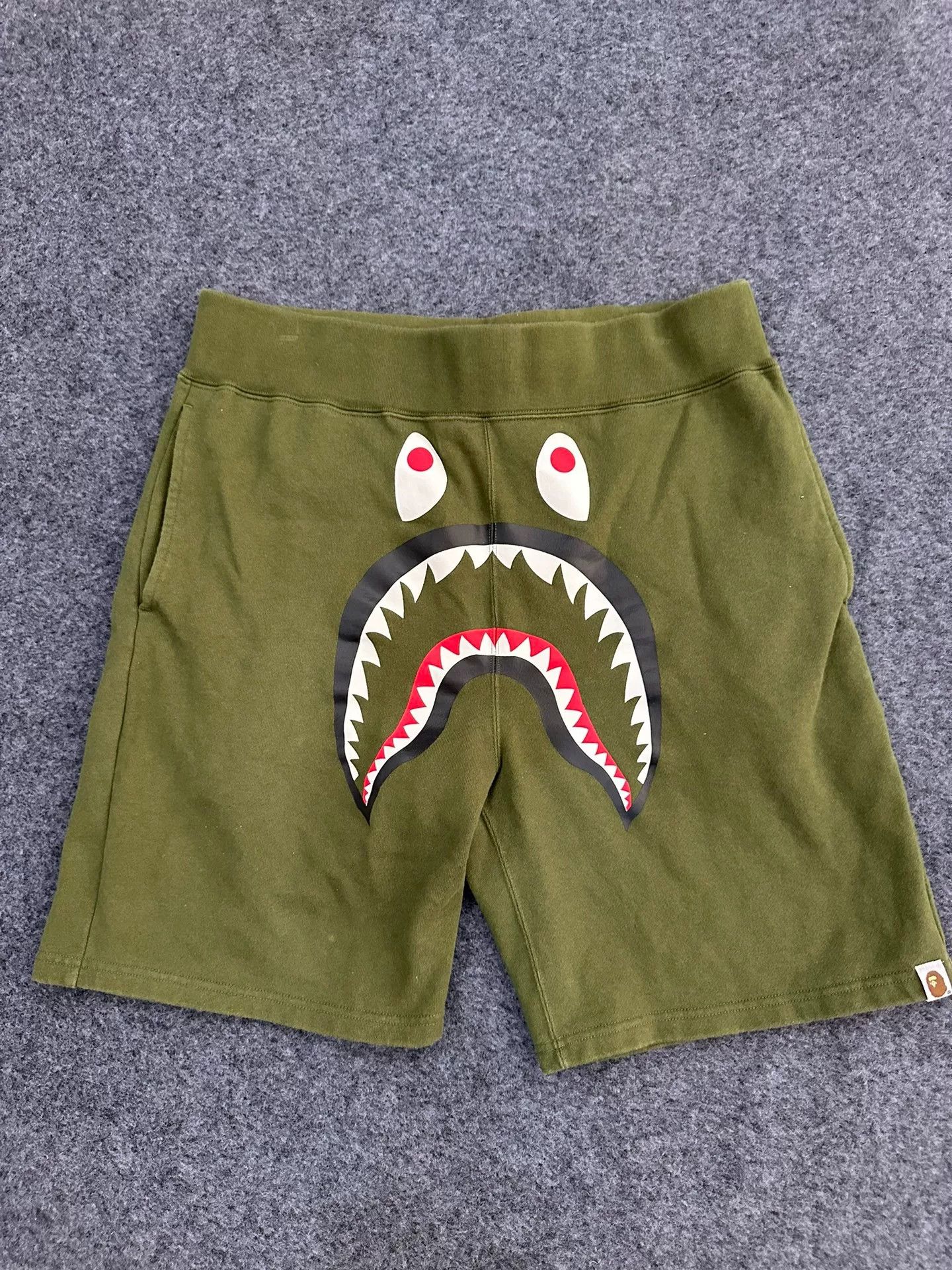 Bape Bape Multi Shark Shorts Designer Size US 36 / EU 52 - 1 Thumbnail