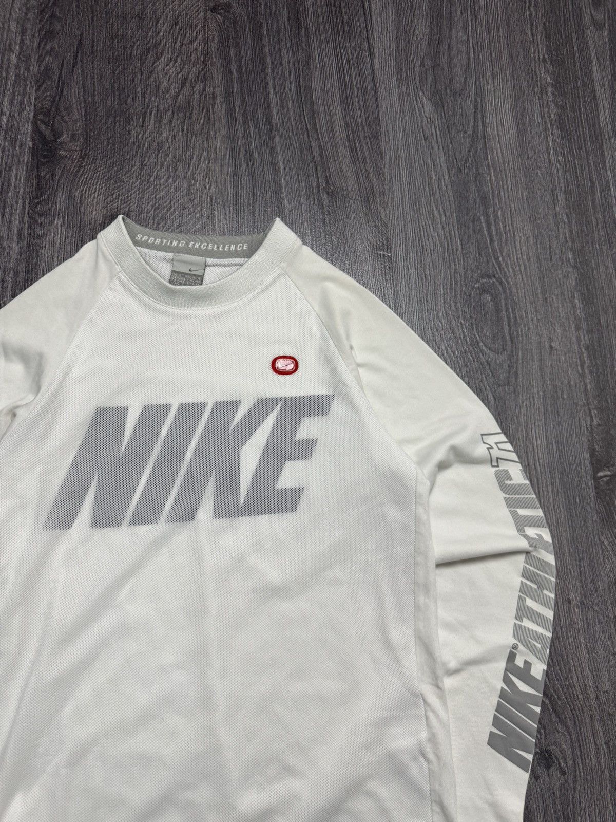 Nike × Vintage Vintage Nike Athletic Dept 72 Long Sleeve Center Logo 00s Size US XS / EU 42 / 0 - 2 Thumbnail