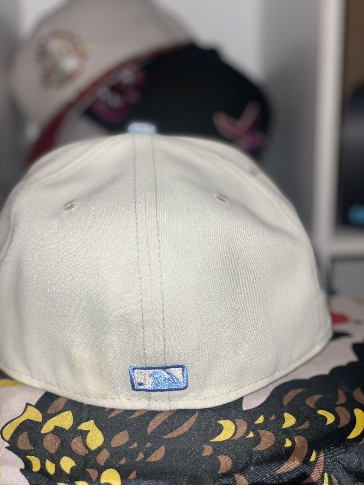 New Era White Sox iced out 7 1/4 Size ONE SIZE - 3 Thumbnail