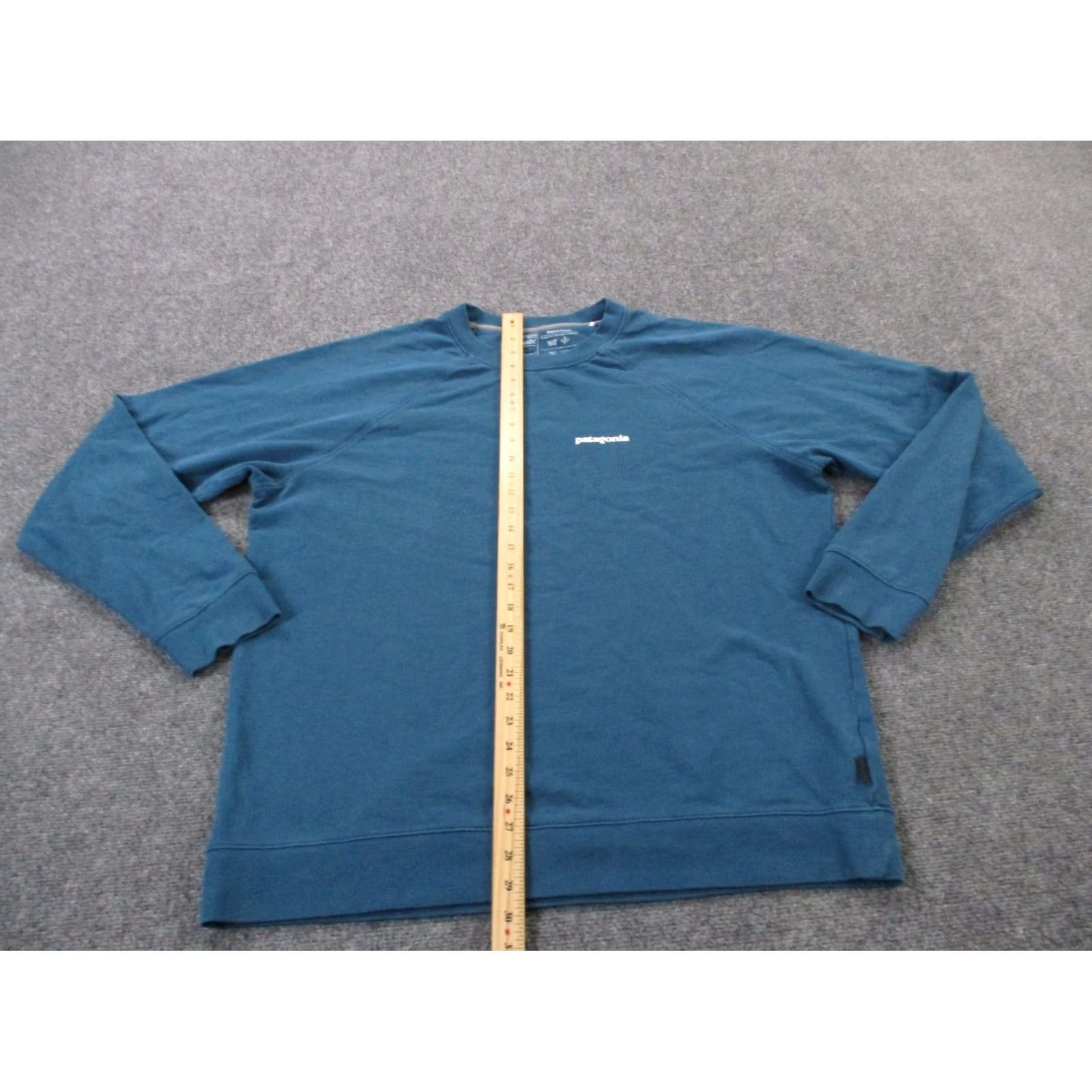 Patagonia Patagonia Sweatshirt Men XL Blue Logo Crew Neck Pullover Knit Cotton Regular Fit Sweatshirt Size US XL / EU 56 / 4 - 4 Thumbnail