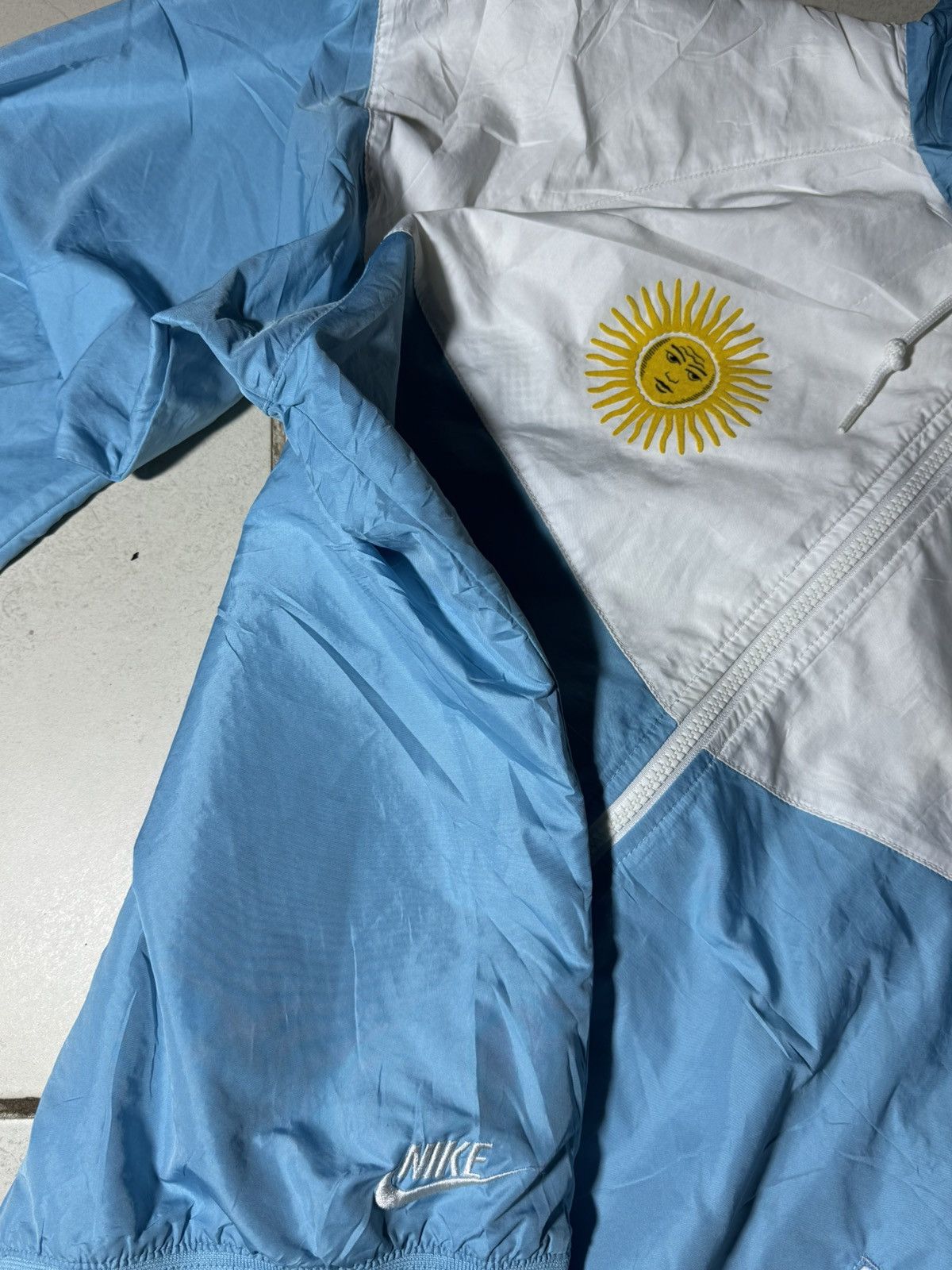 Nike Nike Argentina 2001 World cup windbreaker Size US M / EU 48-50 / 2 - 5 Thumbnail