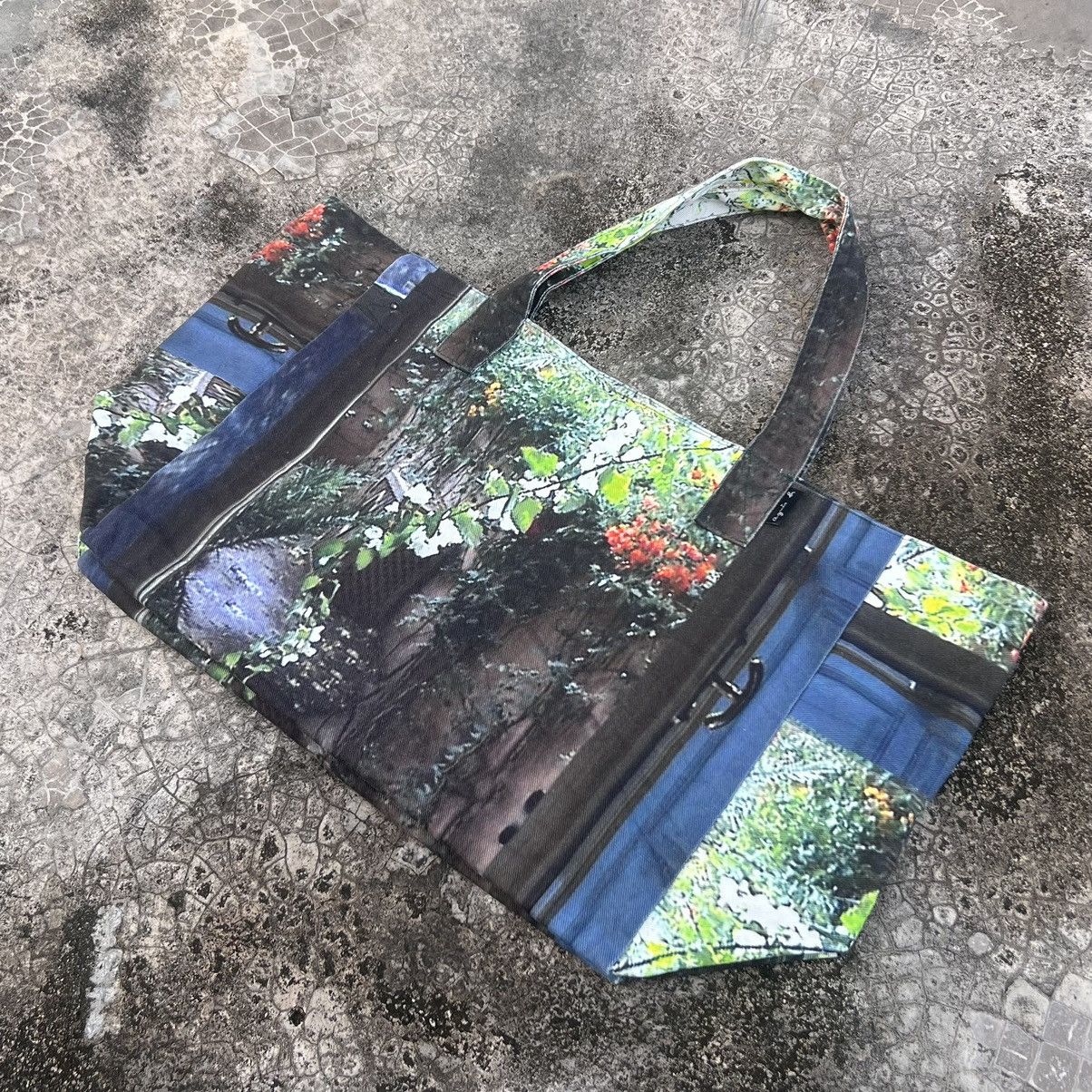 agnes b. Agnes b Vibrant Floral Tote Bag Size ONE SIZE - 3 Thumbnail