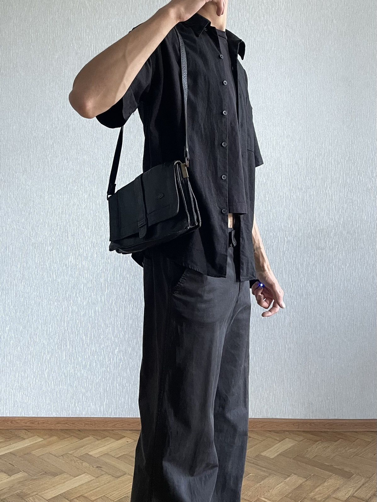 Bugatti Saved Bugatti Black Leather Messenger Bag 90s Size ONE SIZE - 17 Thumbnail