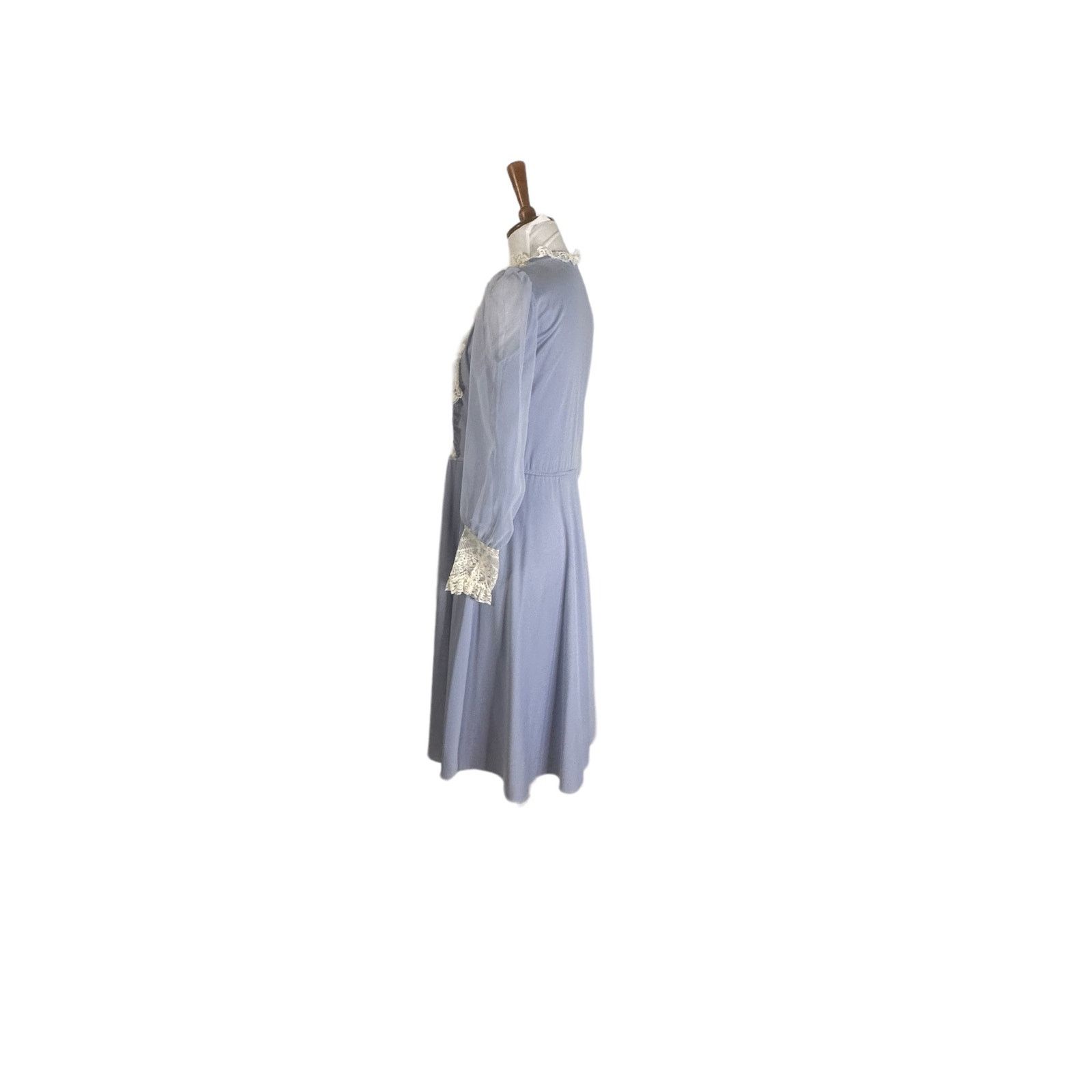 Vintage Vintage 1970s Periwinkle Blue Cottage Core Chiffon Dress M Size M / US 6-8 / IT 42-44 - 4 Thumbnail