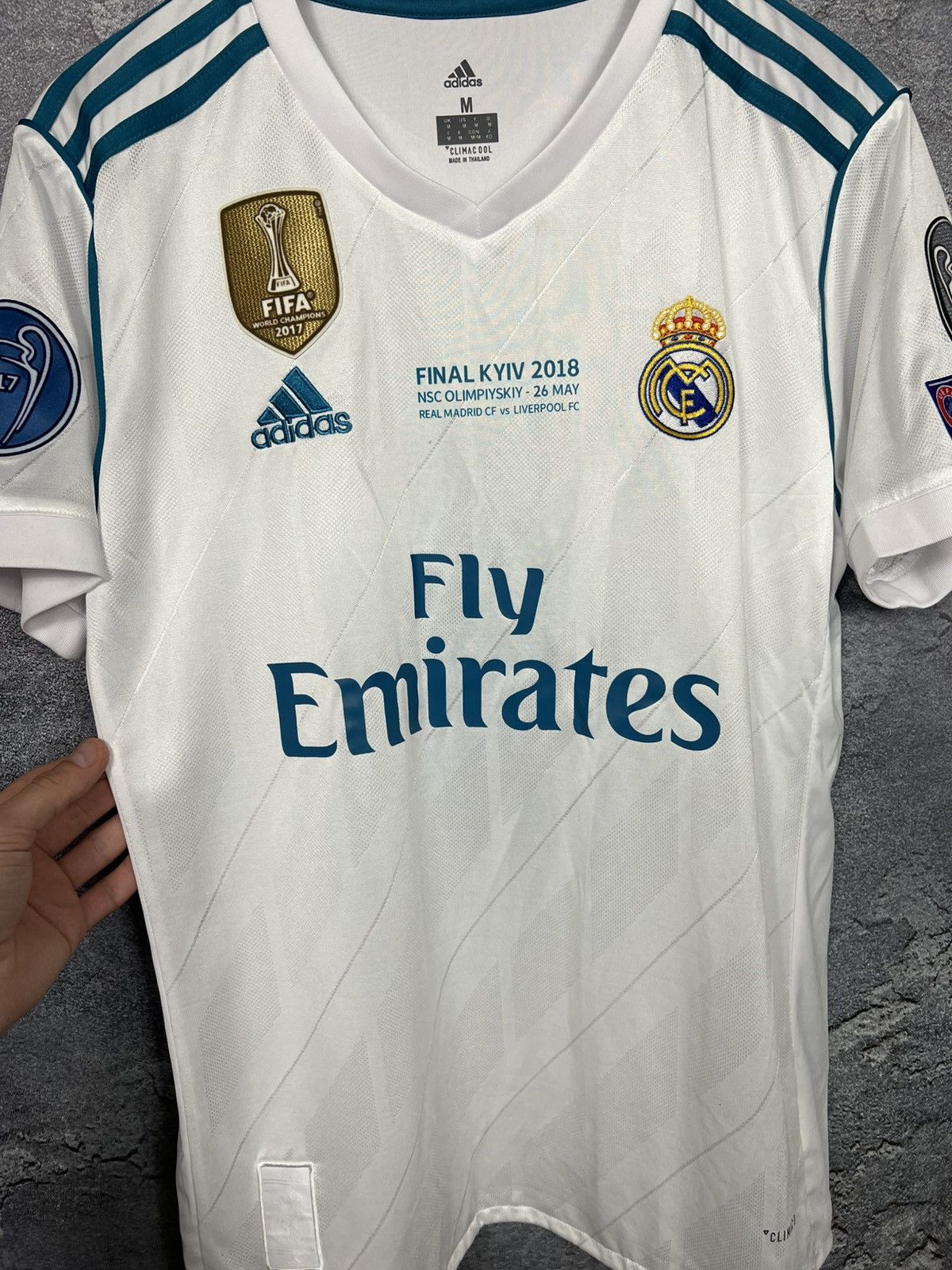 Adidas Adidas #8 Toni Kross Real Madrid Final Kiev 2018 Jersey Size US M / EU 48-50 / 2 - 8 Thumbnail