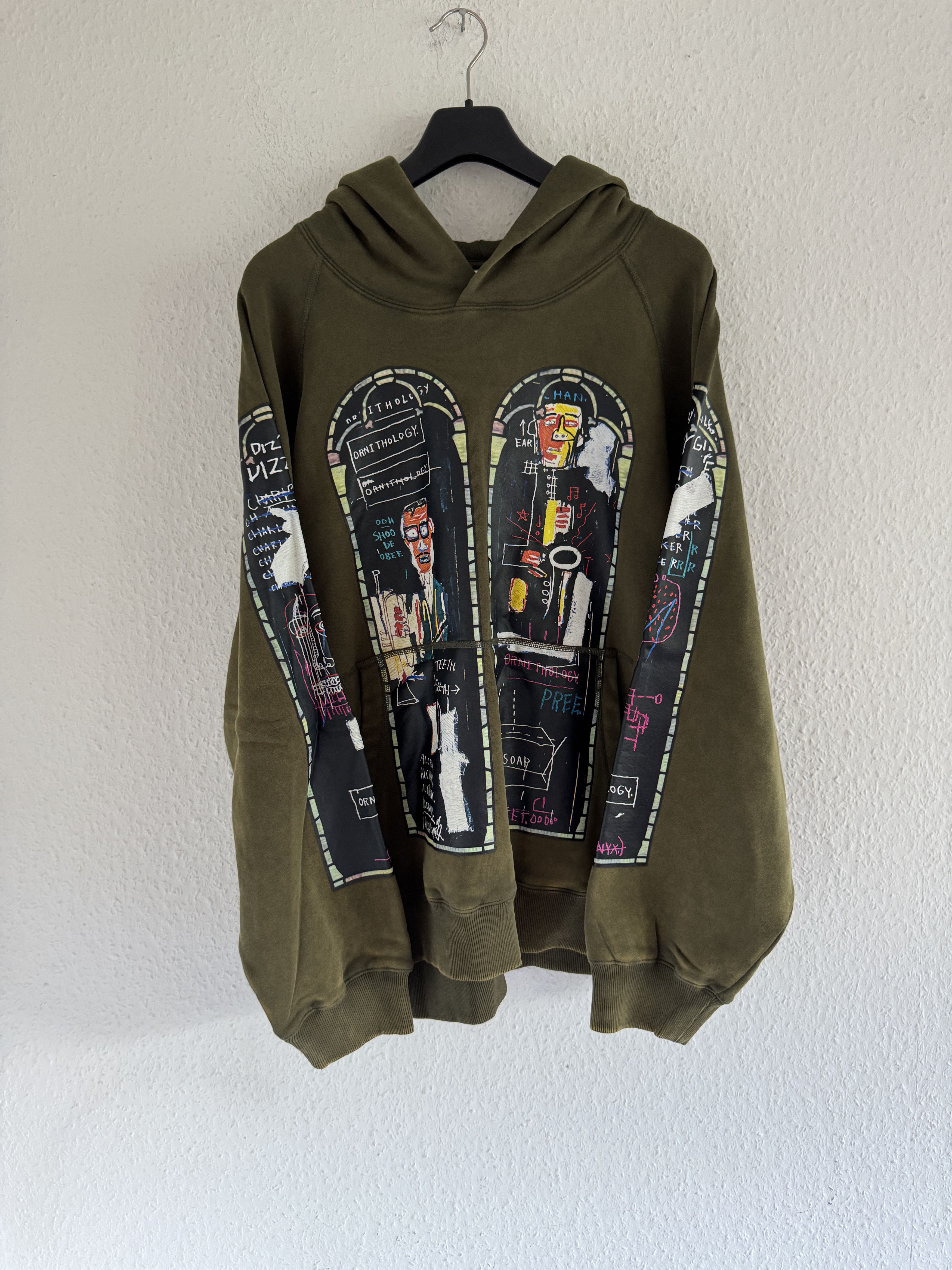 H&M × Jean-Michel Basquiat × Who Decides War Olive Graphic Hooded Sweatshirt Size US XXL / EU 58 / 5 - 1 Thumbnail
