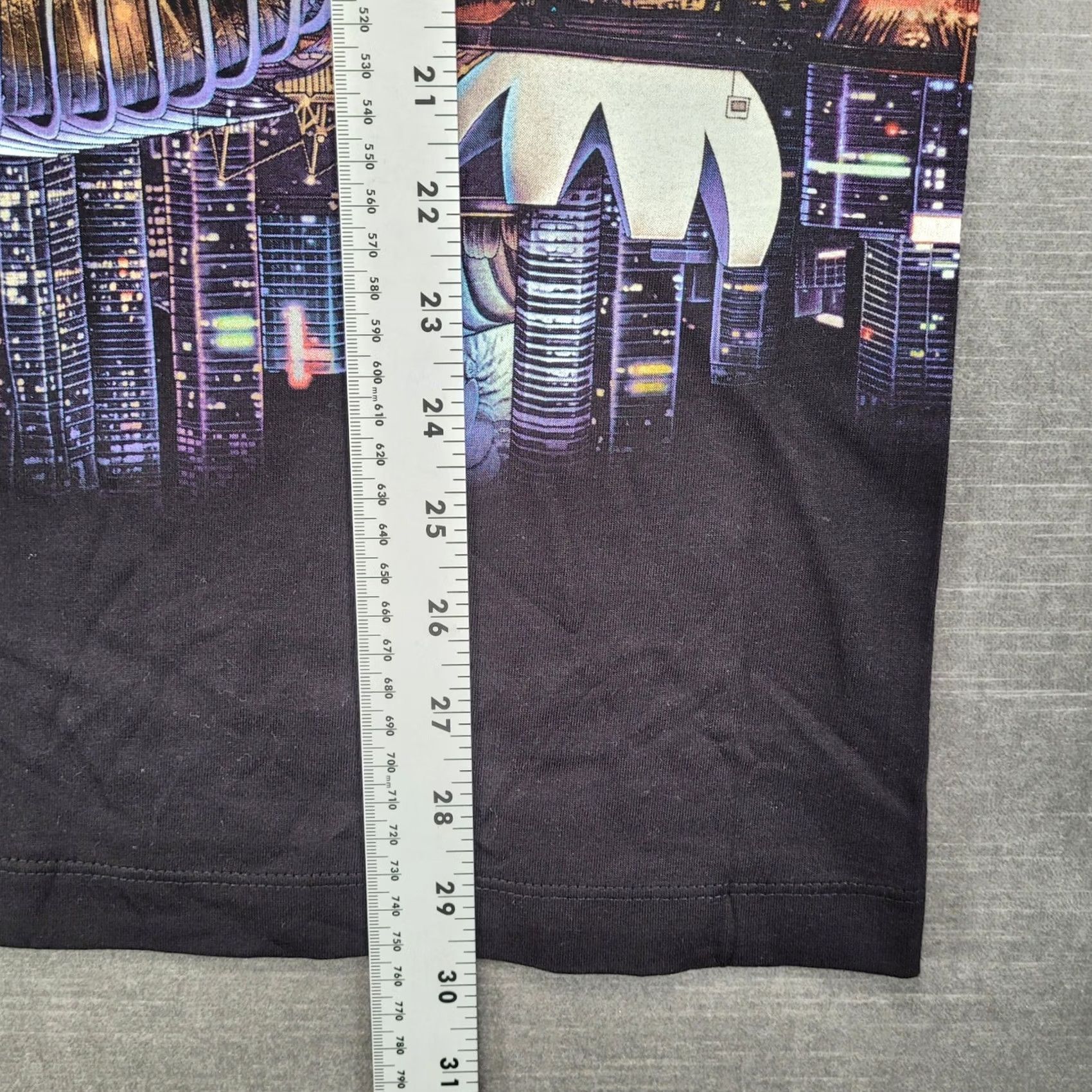 Vintage Glow City T Shirt Womens L Singapore The Merlion City Skyline Tee Size L / US 10 / IT 46 - 3 Thumbnail