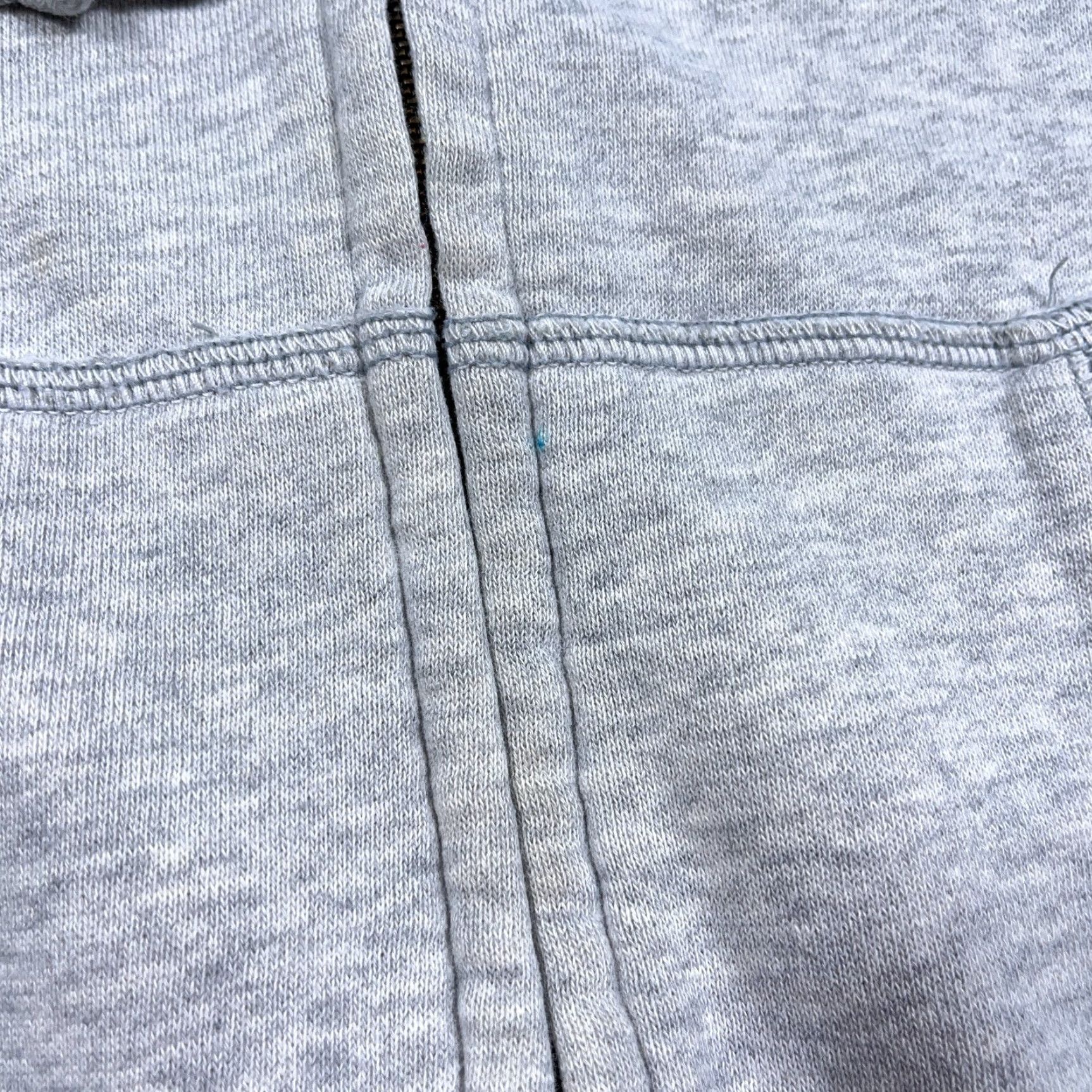 American Eagle Outfitters VINTAGE American Eagle Outfitters Hoodie Women XL Gray Full Zip Jacket Faded Stained Size XL / US 12-14 / IT 48-50 - 6 Thumbnail