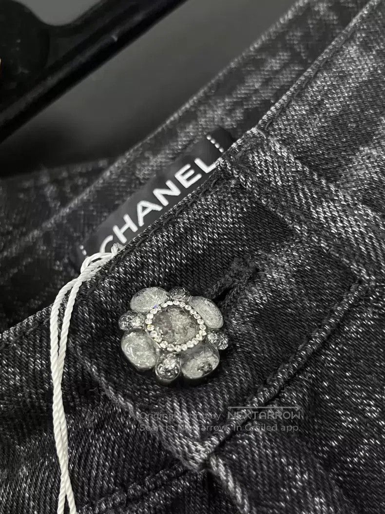 Other Chanel Black checkered jeans with diamond buckle Size 42" / US 20 - 3 Thumbnail