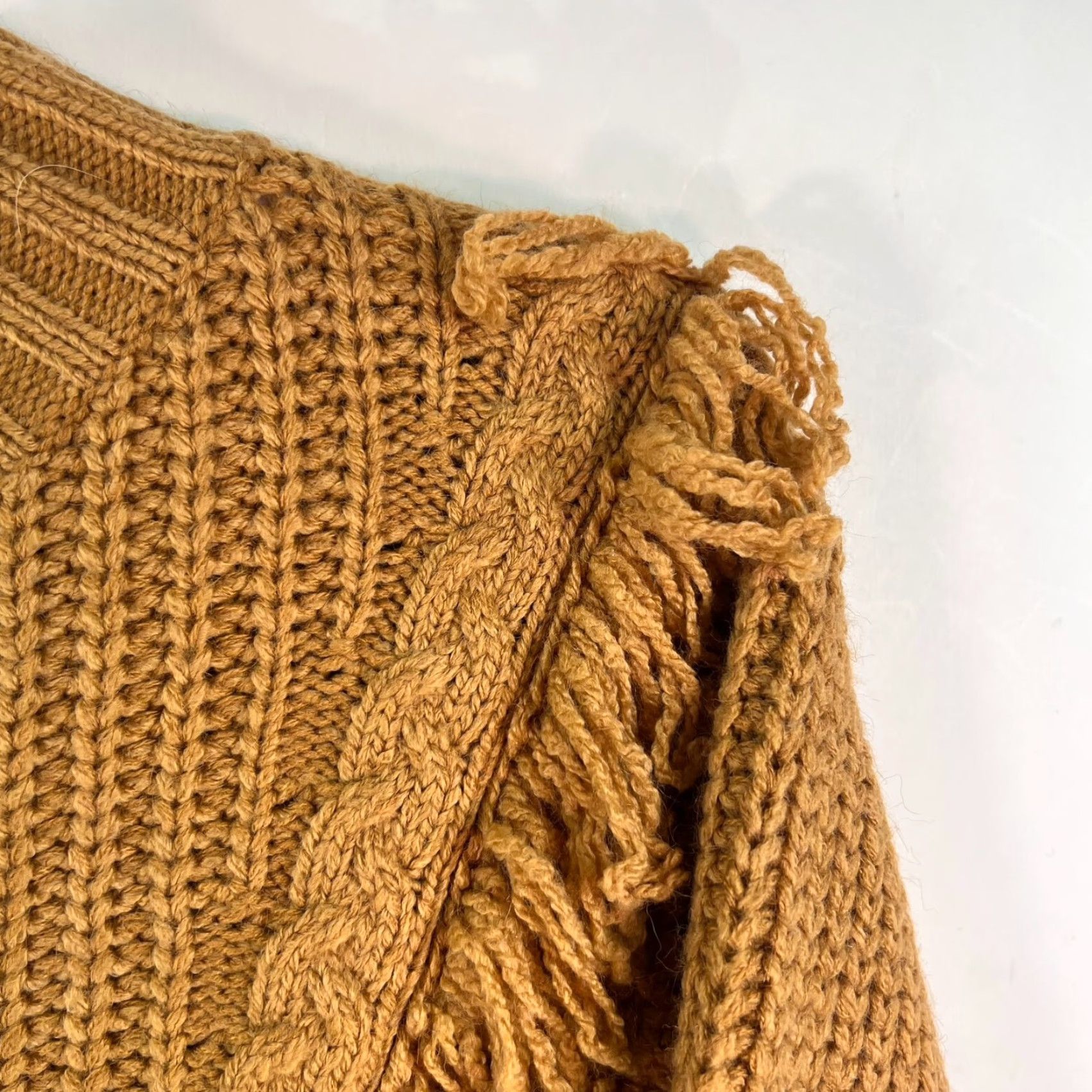 Vintage DO+BE Cropped Crew Neck Sweater Womens Size L Brown Fringe Long Sleeve Cable-Knit Pullover Size L / US 10 / IT 46 - 2 Thumbnail
