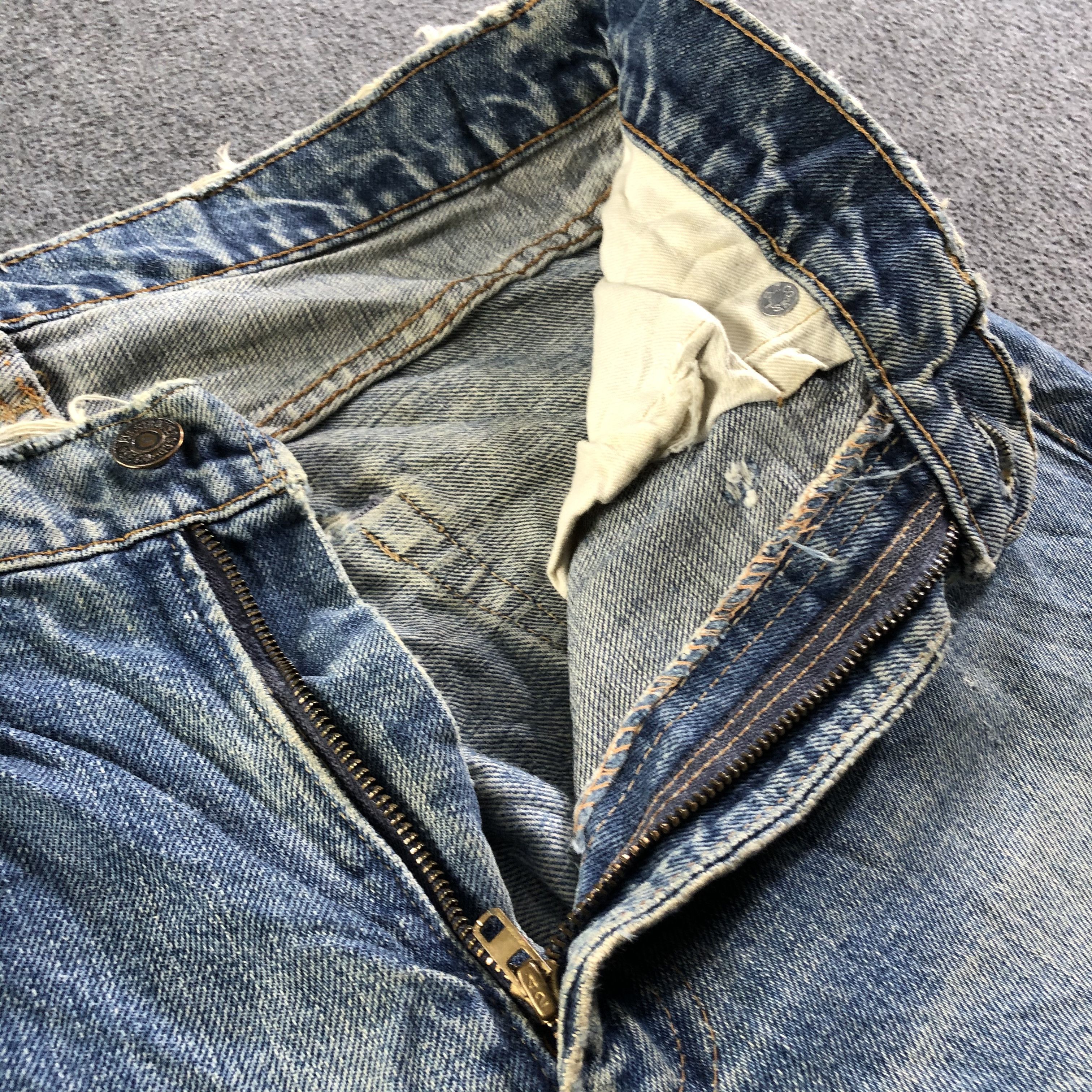 Levi's Vintage Levis Jeans-J3594 Size US 31 - 8 Thumbnail