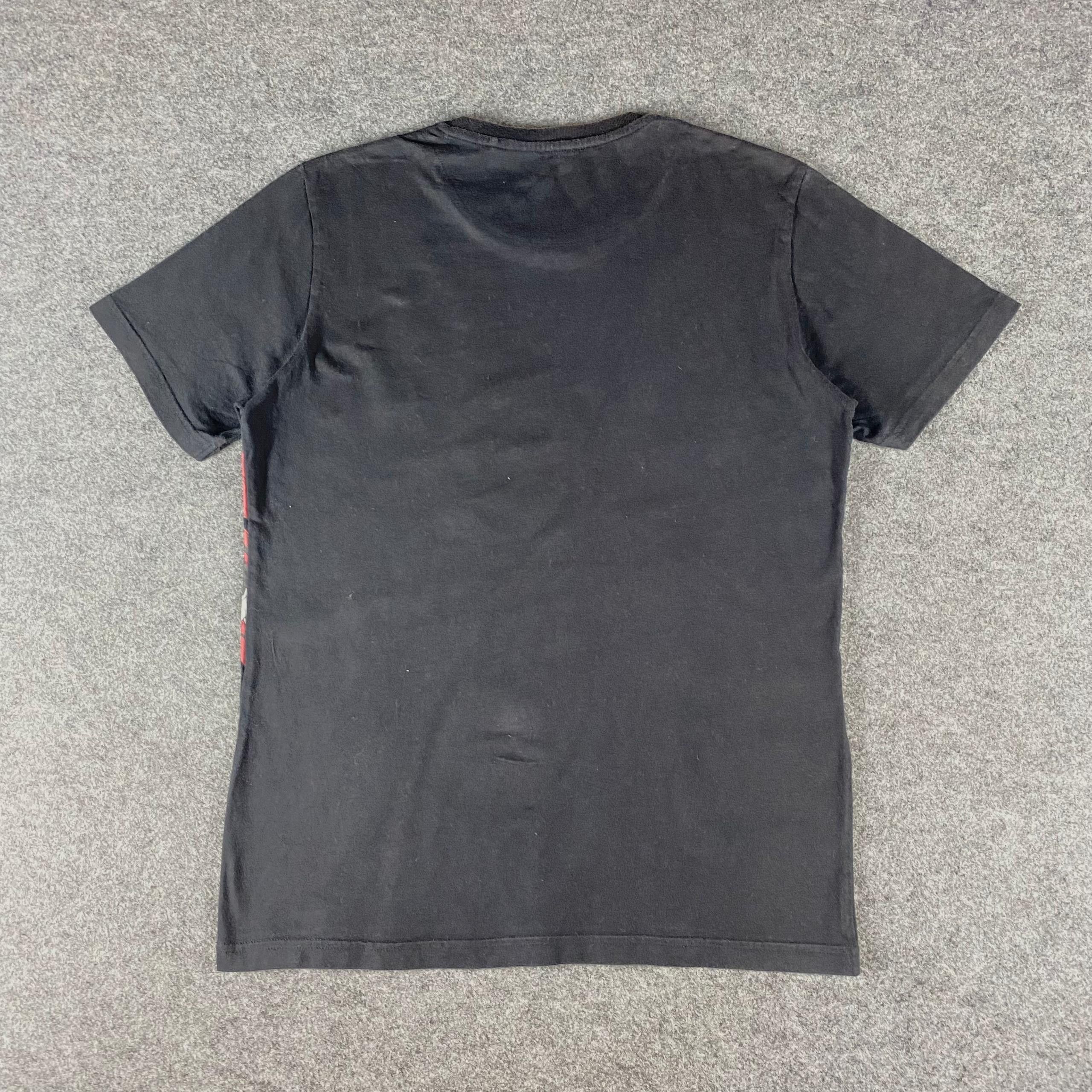 Anime Vintage Ghost In The Shell by Uniqlo Tshirt Size US M / EU 48-50 / 2 - 2 Thumbnail