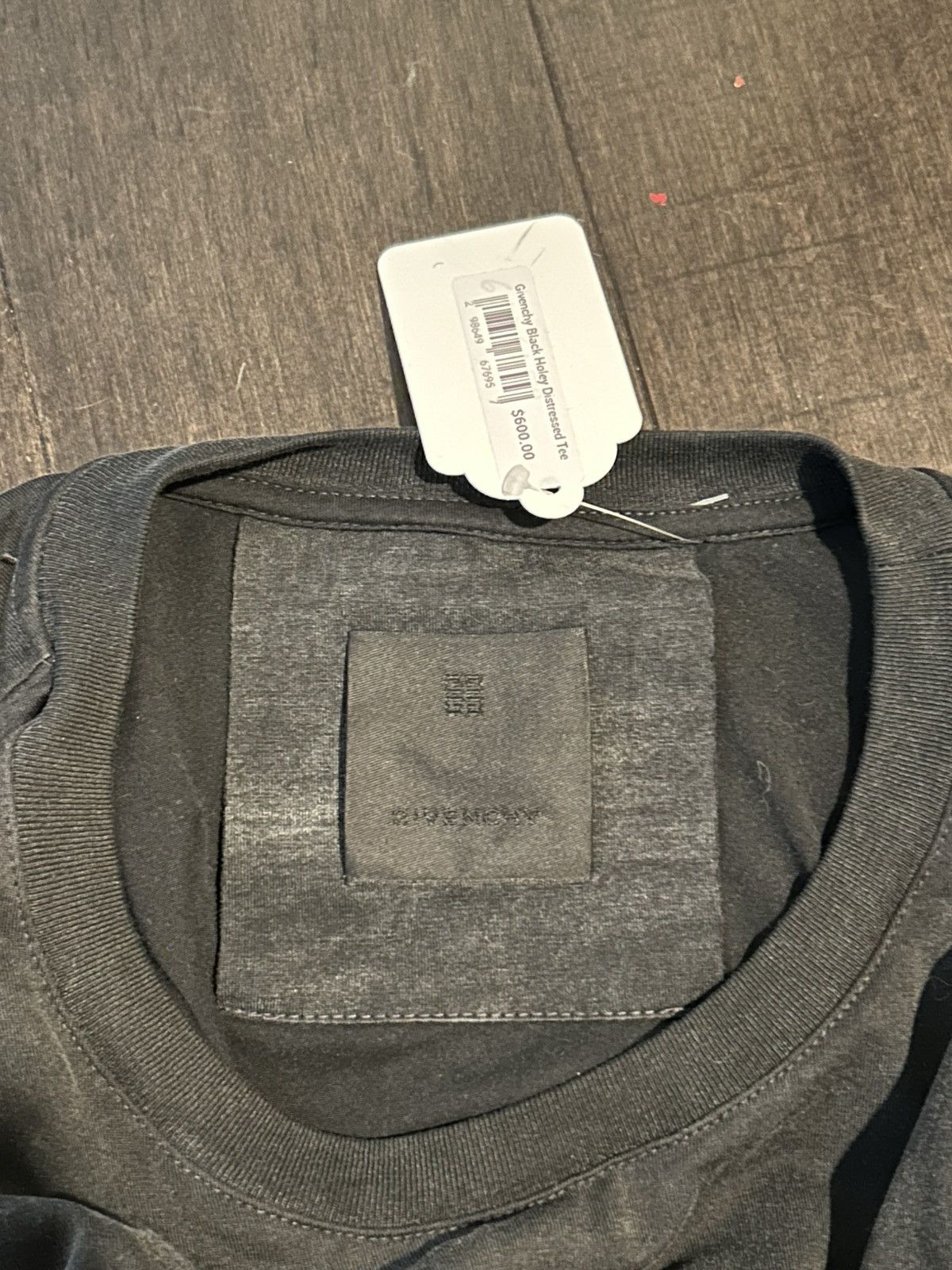 Givenchy Givenchy distressed logo-print T-shirt Size US S / EU 44-46 / 1 - 5 Thumbnail