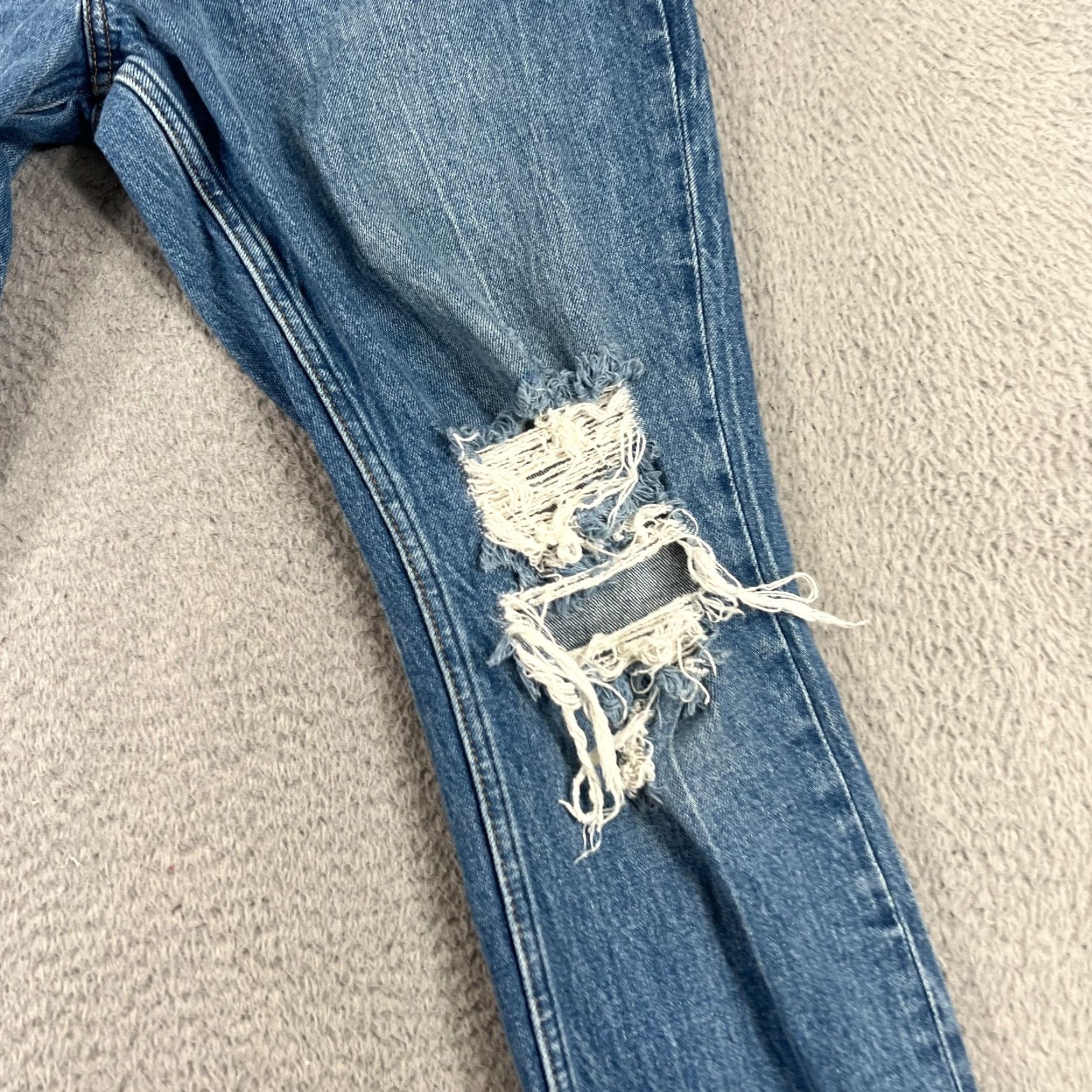Abercrombie & Fitch Abercrombie & Fitch Mom High Rise Curve Love Jeans Size 27/4 R Blue Women Size 27" / US 4 / IT 40 - 2 Thumbnail