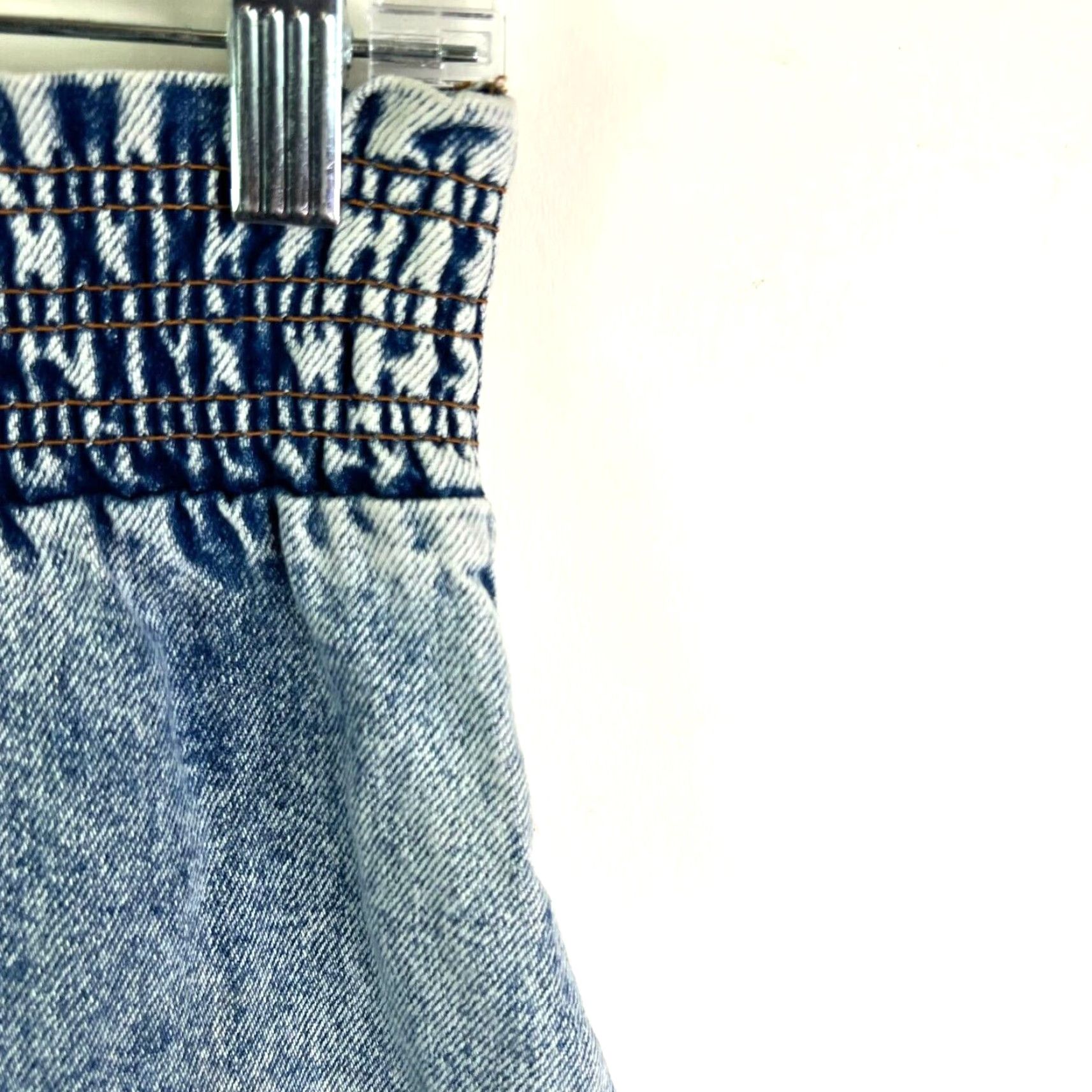 Bdg BDG Denim Skirt Womens M 28X18 Blue Mini Short Stretch Waist 90s Bohemian Barbi Logo Pattern Solid Cotton Denim Vintage No Size 32" / US 10 / IT 46 - 2 Thumbnail