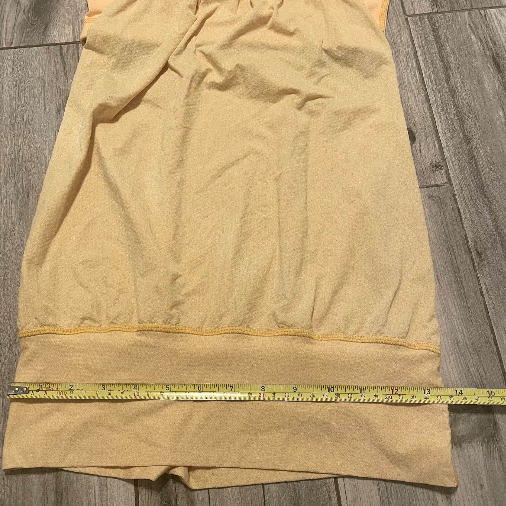 Lululemon Lululemon Athletica Tank Women 4 No Limits Shelf Bra No Pads Yellow Navy Multicolor Sleeveless Activewear Dress Codes Womens Size ONE SIZE - 6 Thumbnail