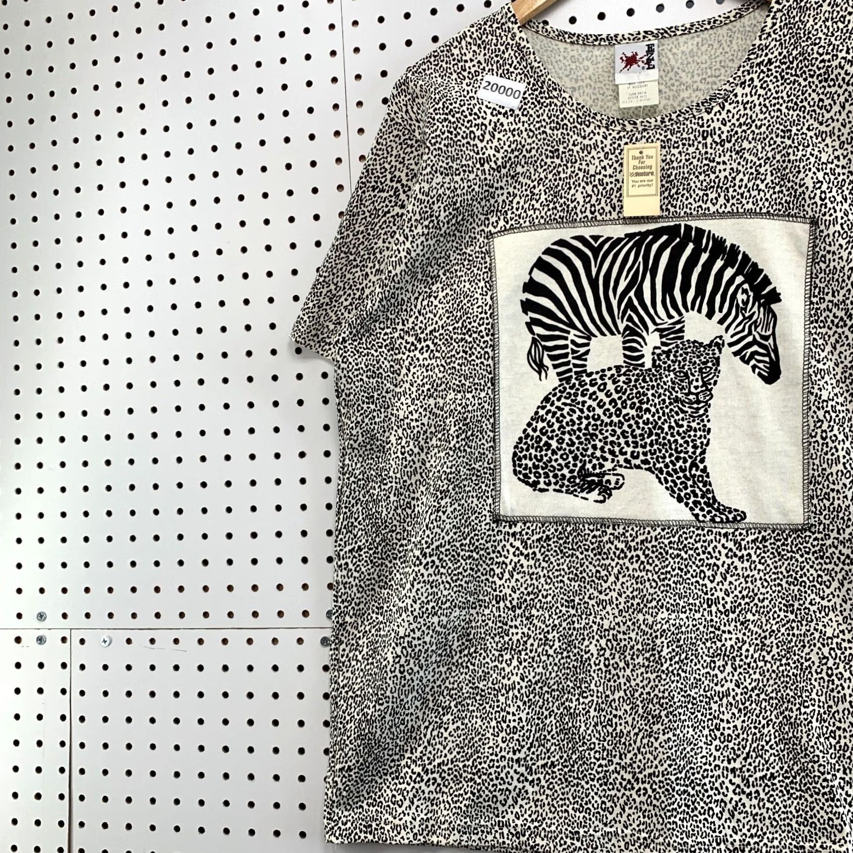 Vintage VINTAGE Zebra Shirt Large Black White Leopard Graphic AOP Men NEW NWT 23x30 Size US L / EU 52-54 / 3 - 3 Thumbnail