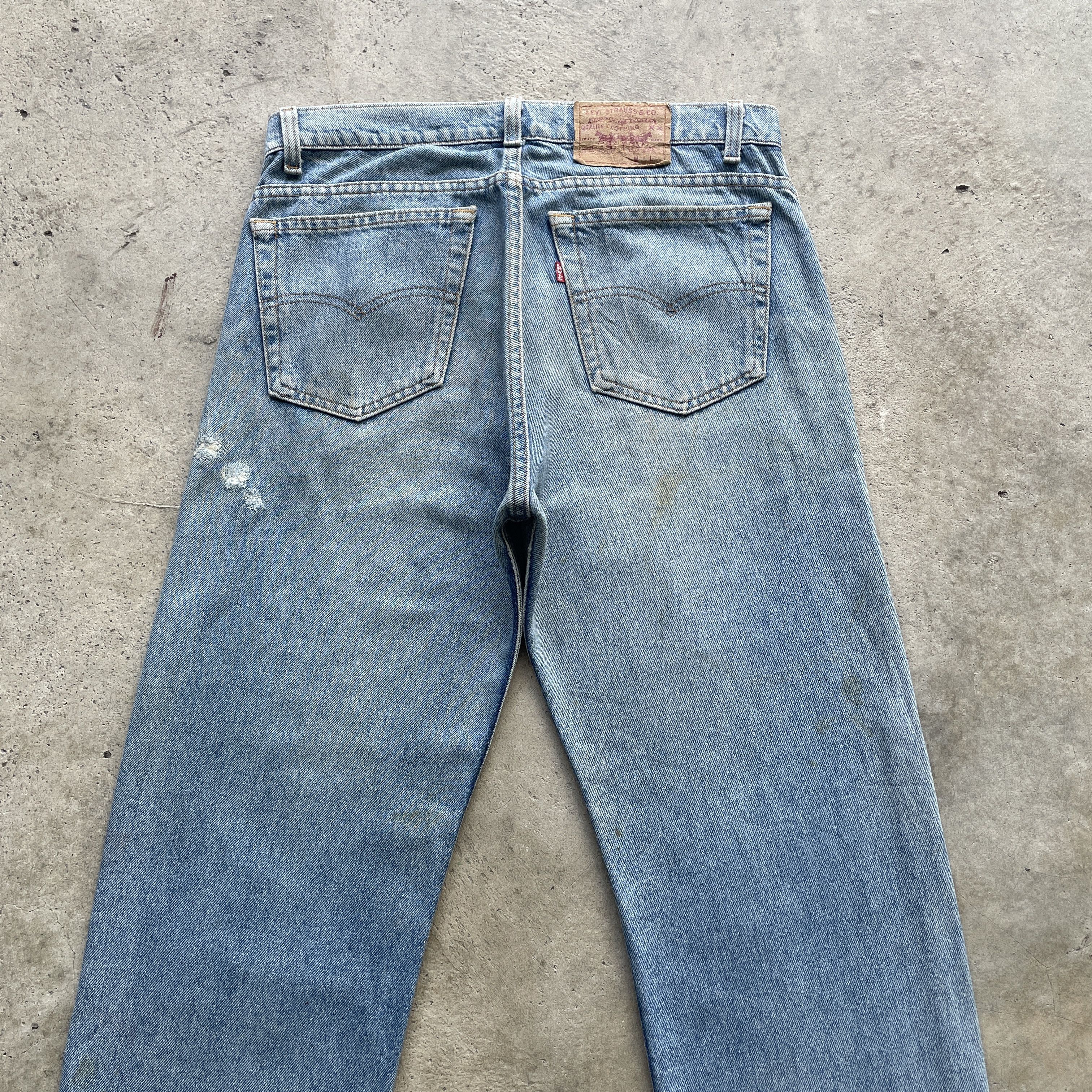Levi's Vintage Clothing 1990s VINTAGE LEVI’S 505 MADE IN USA JEANS FADED PANTS Size US 33 - 9 Thumbnail