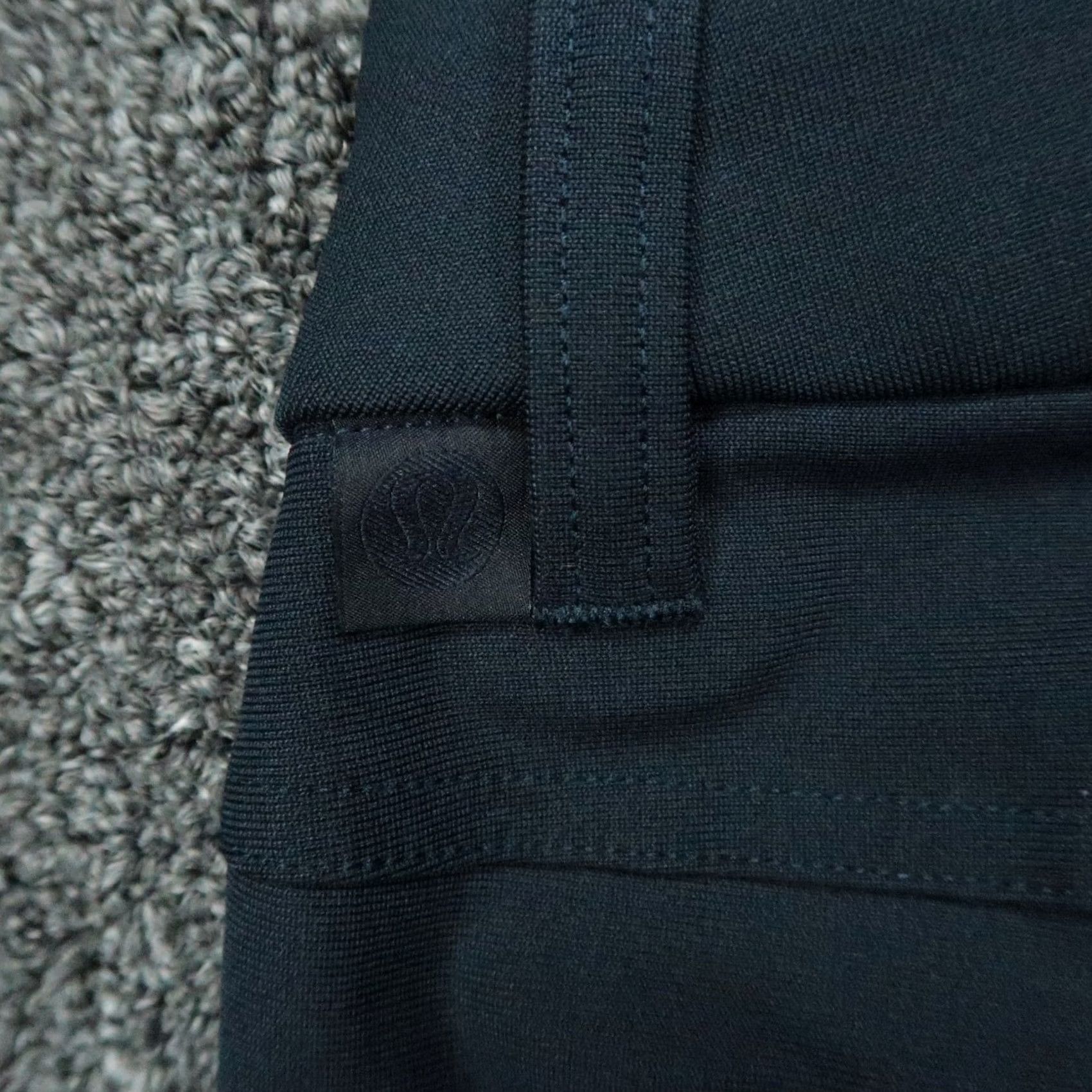 Lululemon Lululemon Pants Mens 28x28 Blue Slim 5-Pocket Warpstreme Trouser Shirt? Size US 28 / EU 44 - 5 Thumbnail