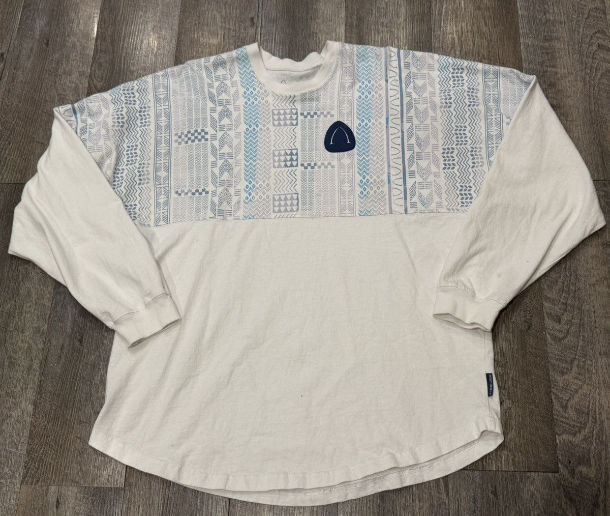 Disney Disney Aulani Hawaii Spirit Jersey size Large Size US L / EU 52-54 / 3 - 3 Thumbnail