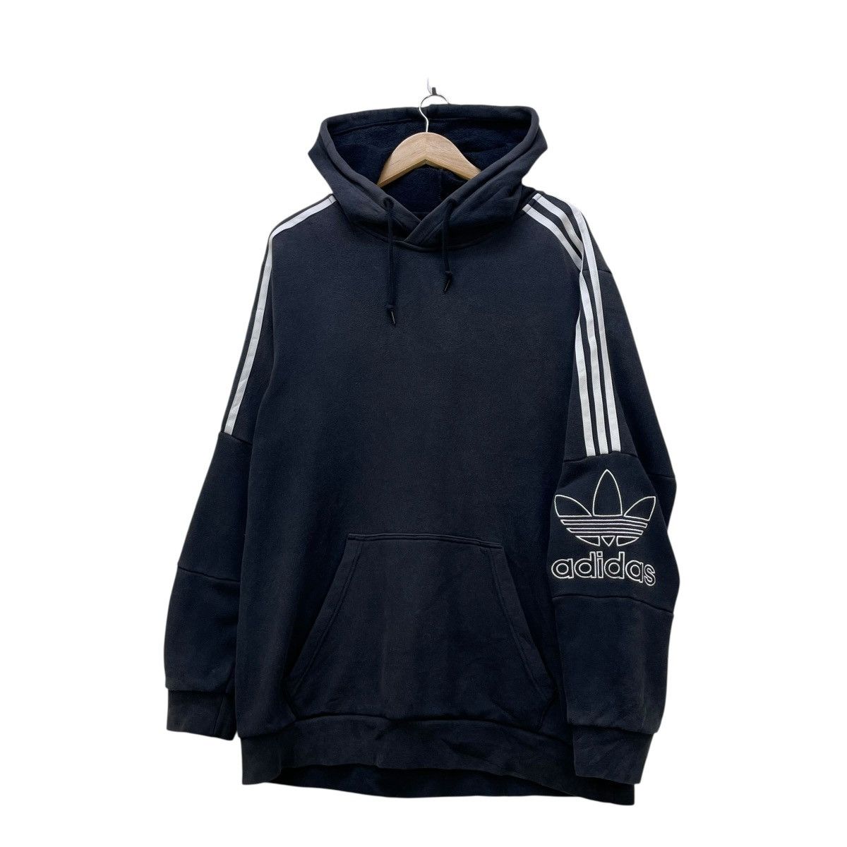 Adidas Vintage Adidas Big Logo Pullover Hooded Size US L / EU 52-54 / 3 - 3 Thumbnail